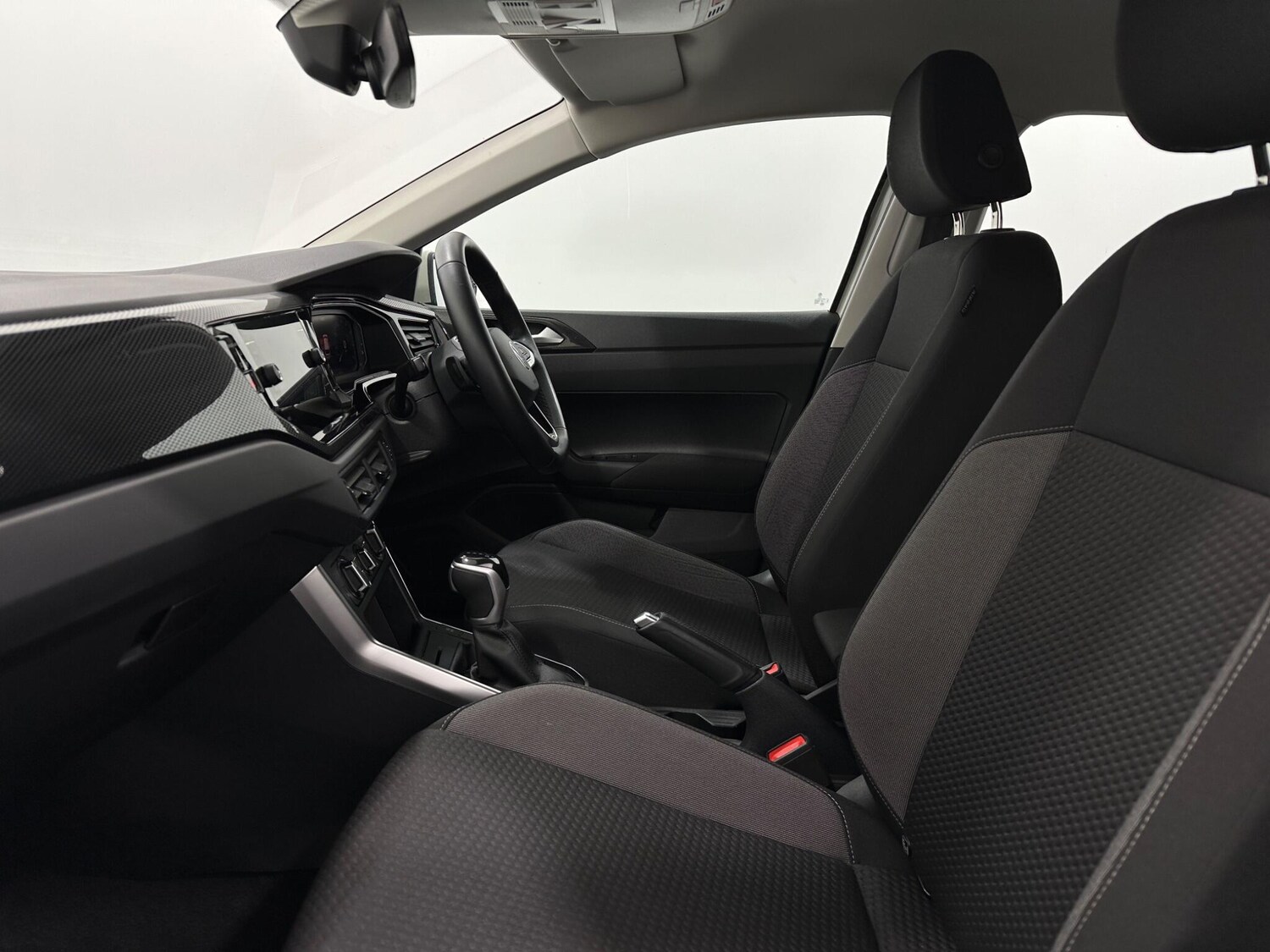 Used Volkswagen Polo 2022 for sale - 76913616: Photo 31