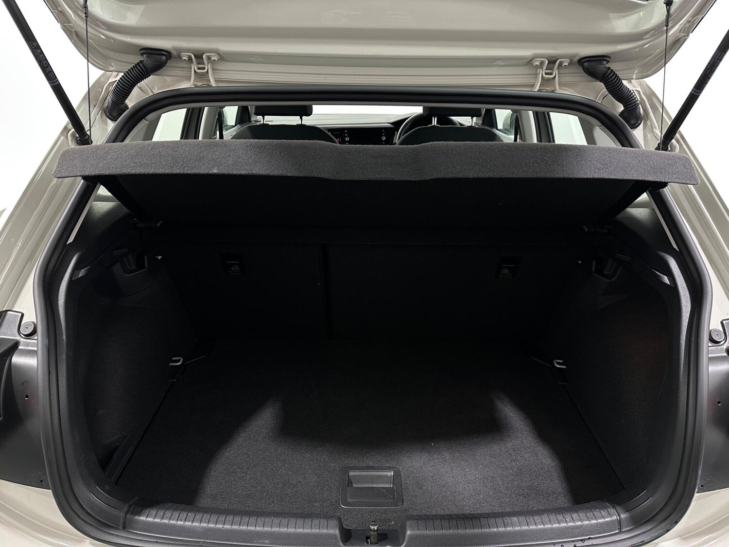 Used Volkswagen Polo 2022 for sale - 76913616: Photo 43