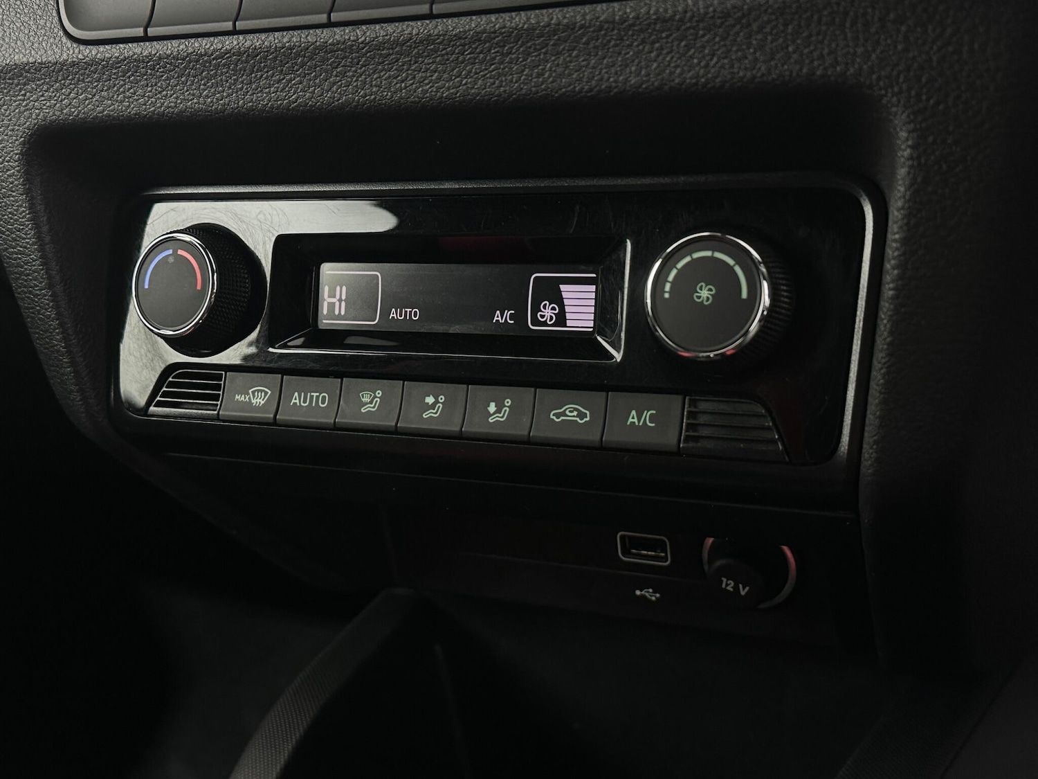 Used Skoda Fabia 2020 for sale - 77155260: Photo 20