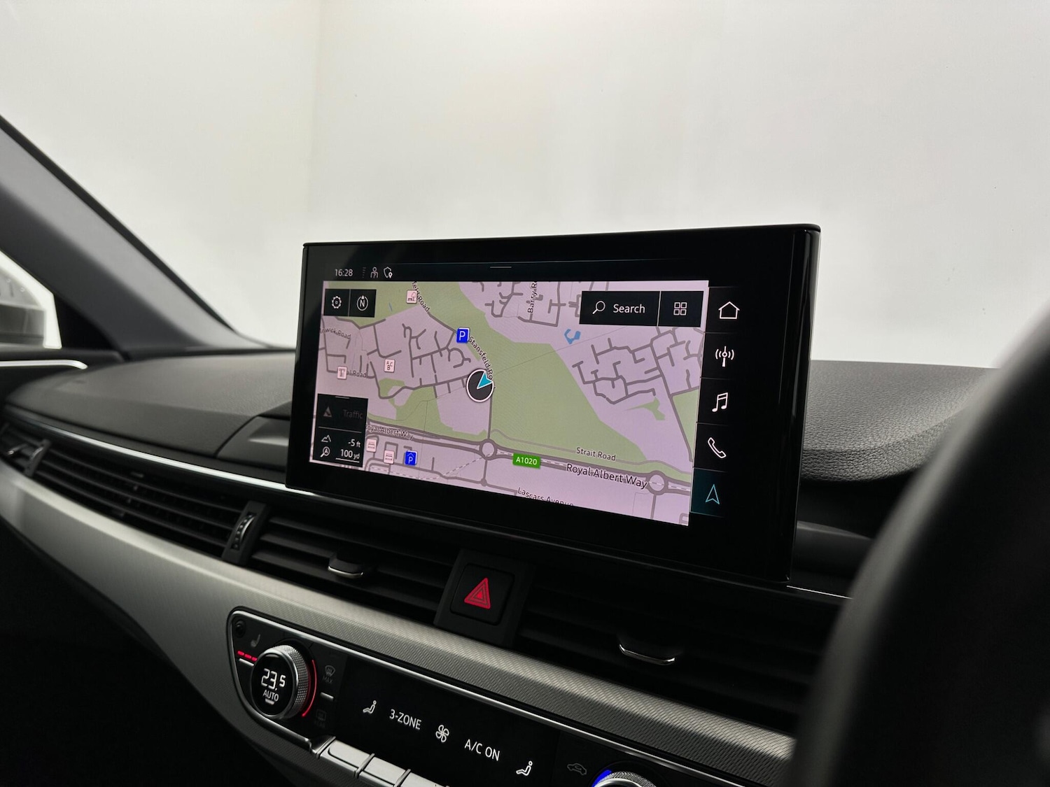 Used Audi A4 Avant 2022 for sale - 77637521: Photo 24