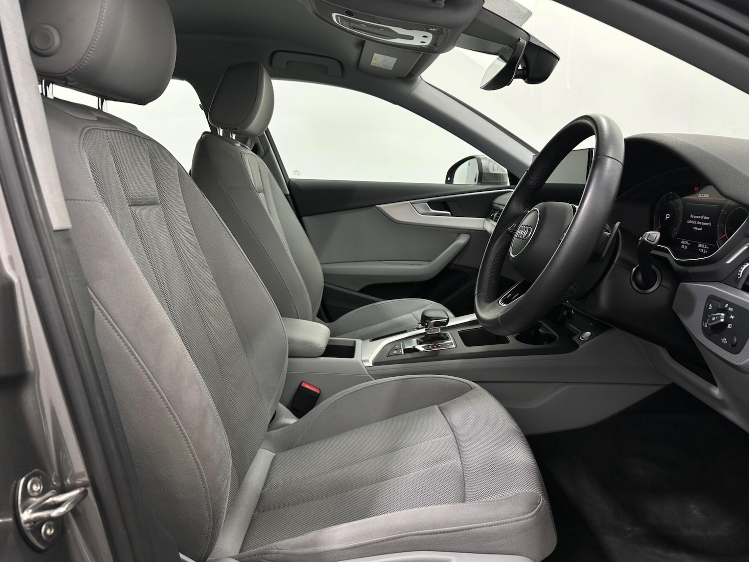 Used Audi A4 Avant 2022 for sale - 77637521: Photo 33