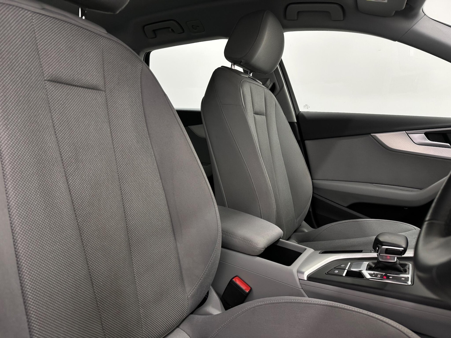 Used Audi A4 Avant 2022 for sale - 77637521: Photo 34