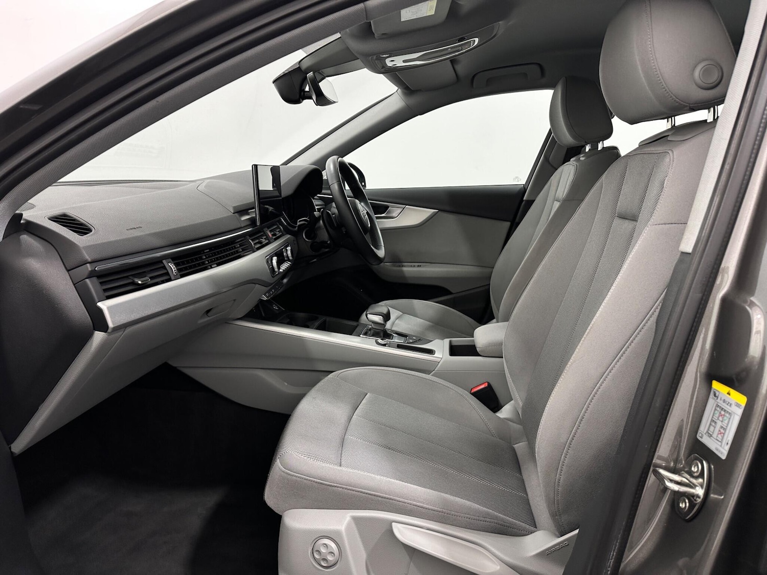 Used Audi A4 Avant 2022 for sale - 77637521: Photo 37