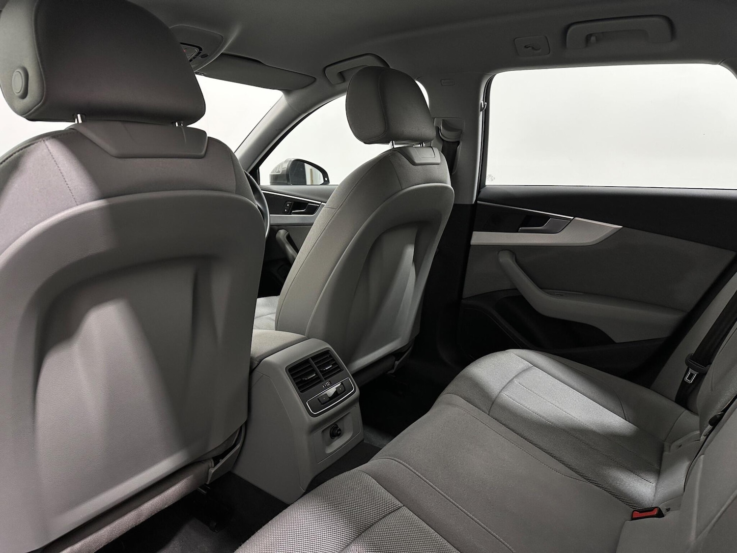 Used Audi A4 Avant 2022 for sale - 77637521: Photo 41