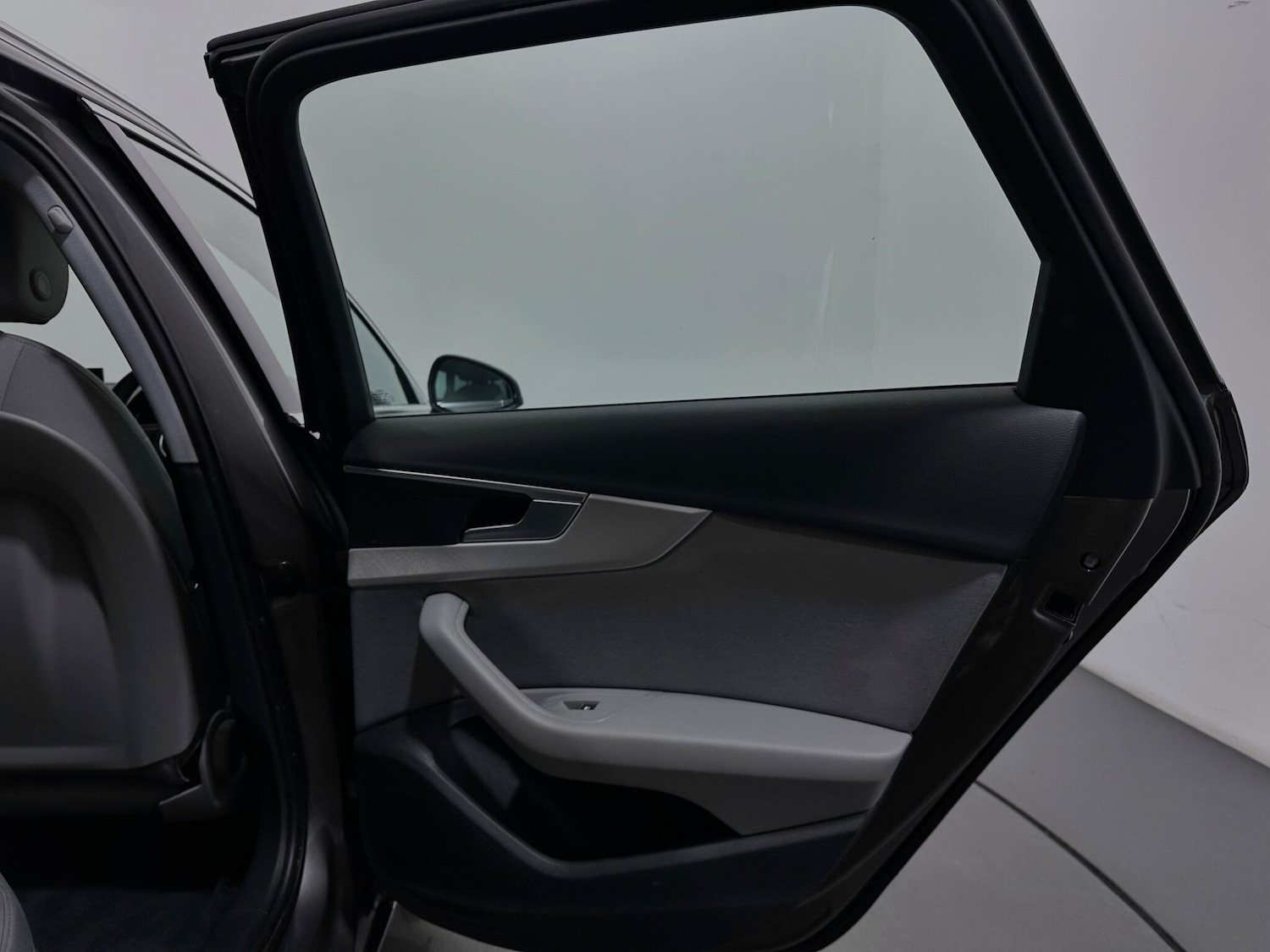 Used Audi A4 Avant 2022 for sale - 77637521: Photo 46