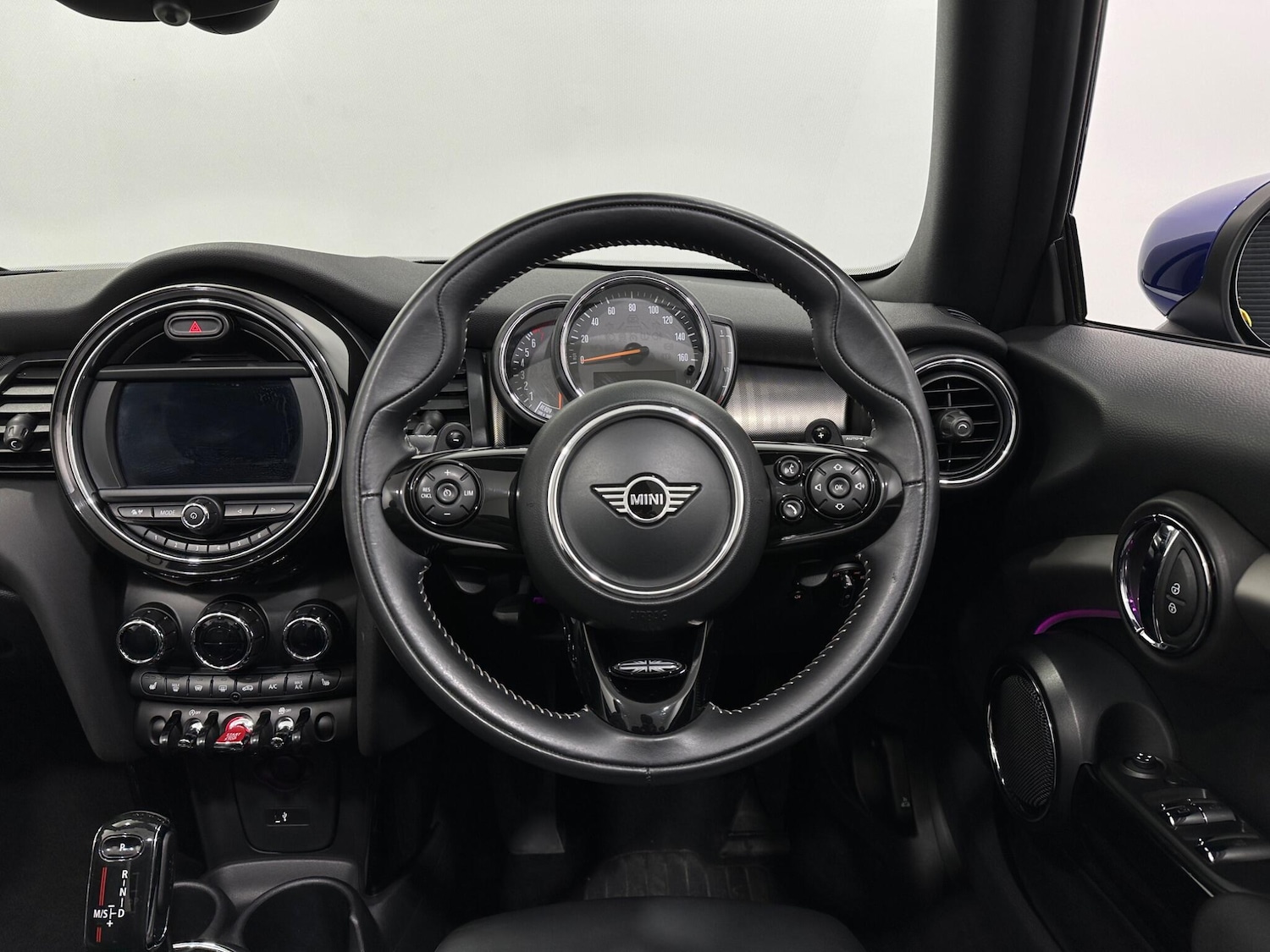 Used MINI Convertible 2019 for sale - 77238543: Photo 12