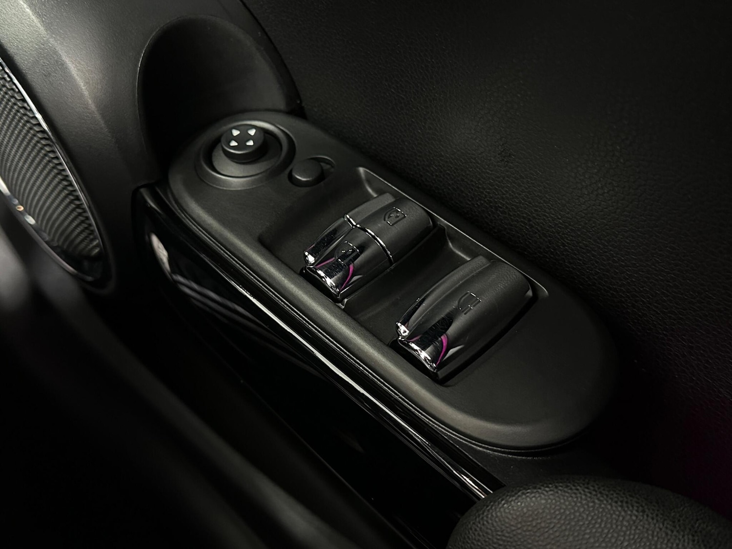 Used MINI Convertible 2019 for sale - 77238543: Photo 18