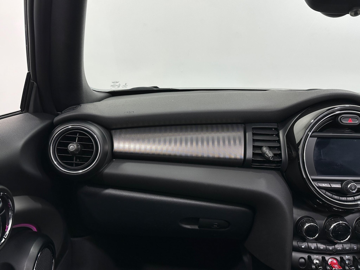 Used MINI Convertible 2019 for sale - 77238543: Photo 29