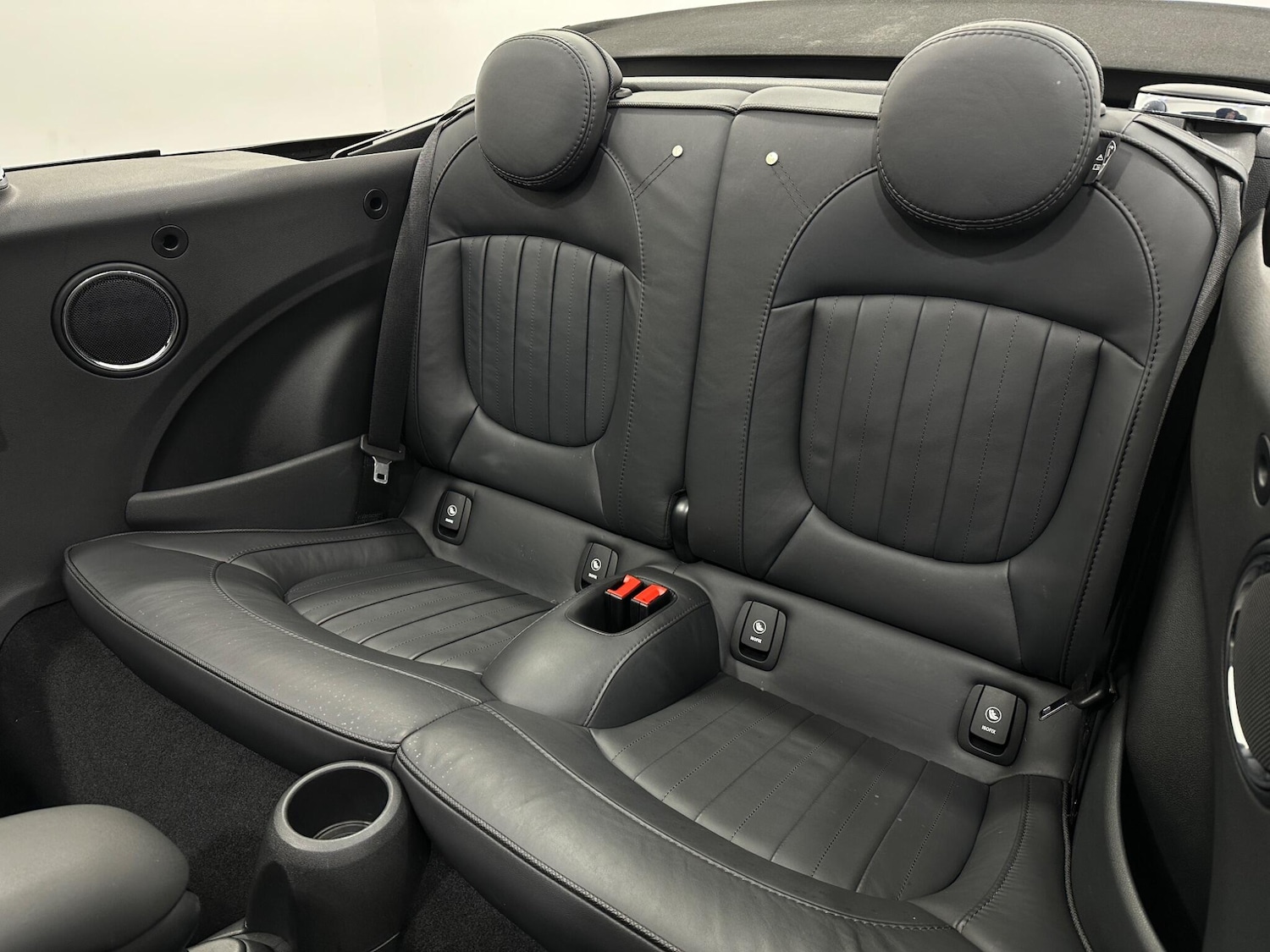 Used MINI Convertible 2019 for sale - 77238543: Photo 39