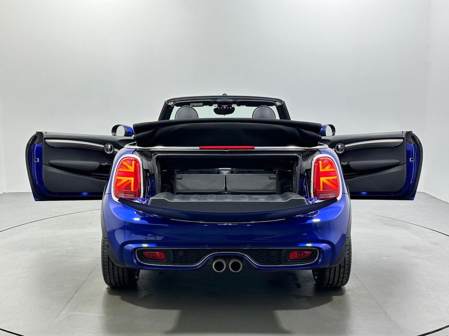 Used MINI Convertible 2019 for sale - 77238543: Photo 40