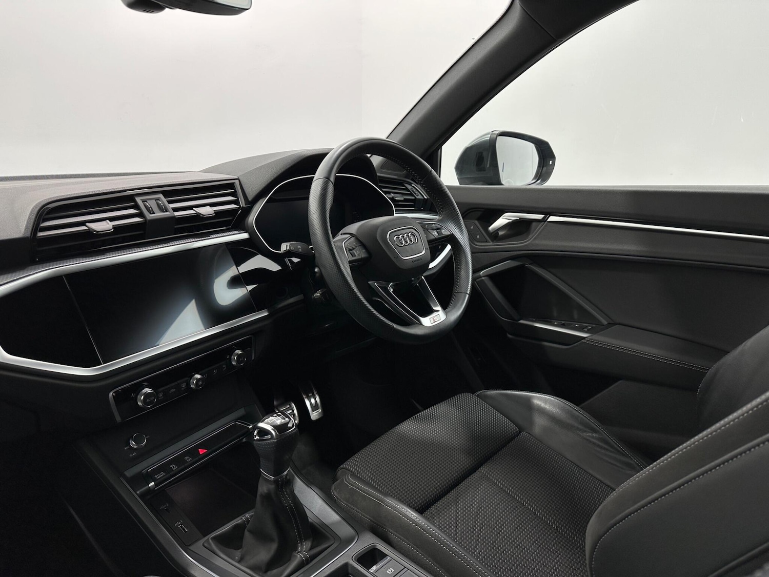 Used Audi Q3 2019 for sale - 77131958: Photo 28