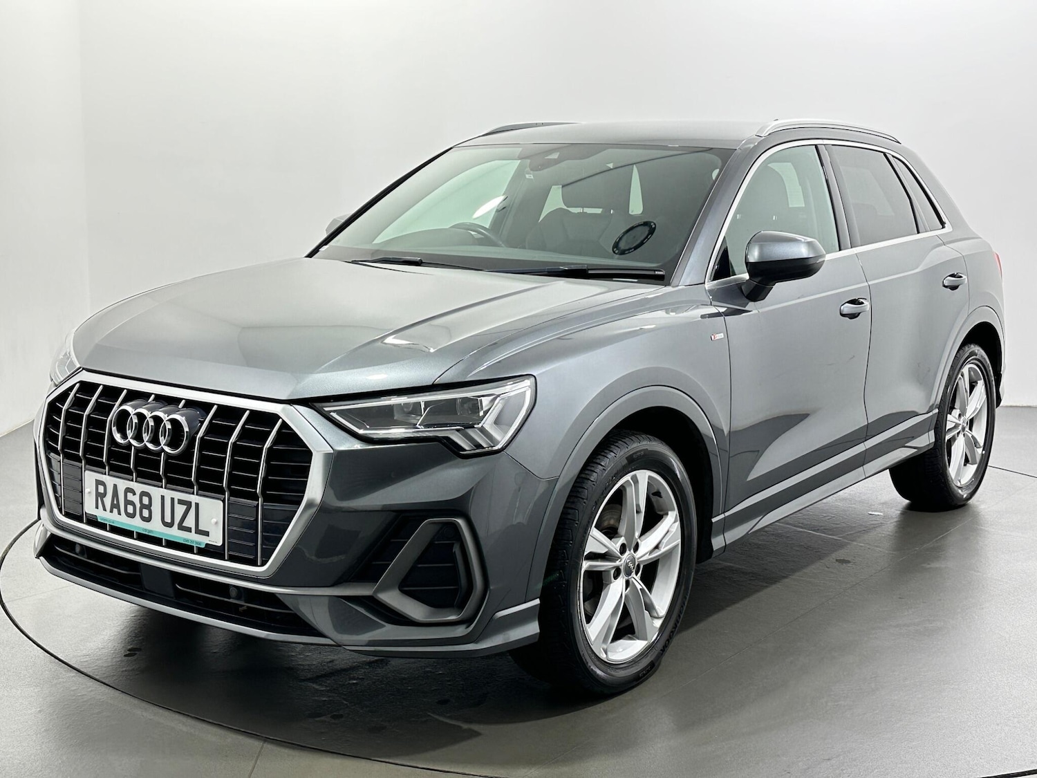 Used Audi Q3 2019 for sale - 77131958: Photo 4