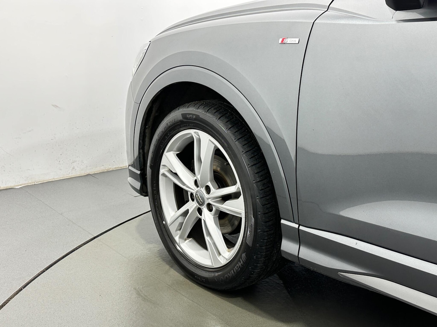 Used Audi Q3 2019 for sale - 77131958: Photo 48