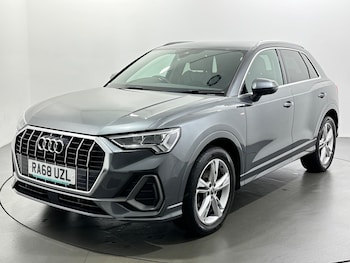 Used Audi Q3 2019 for sale - 77131958: Photo