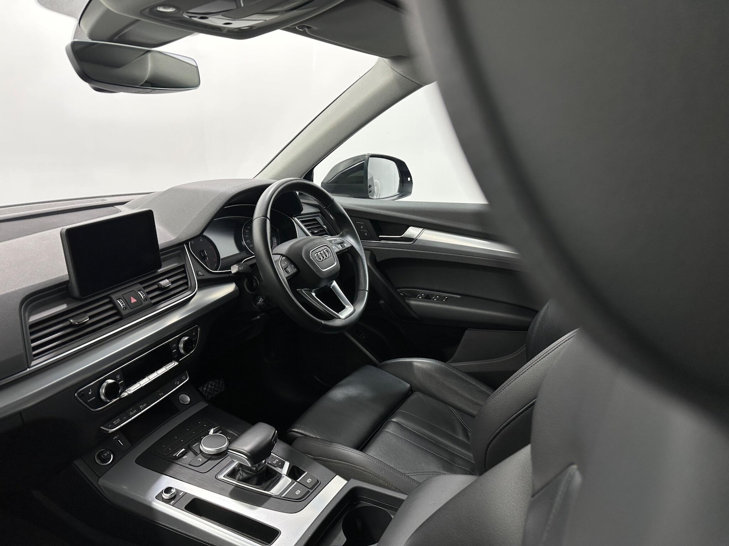 Used Audi Q5 2018 for sale - 76878996: Photo 30