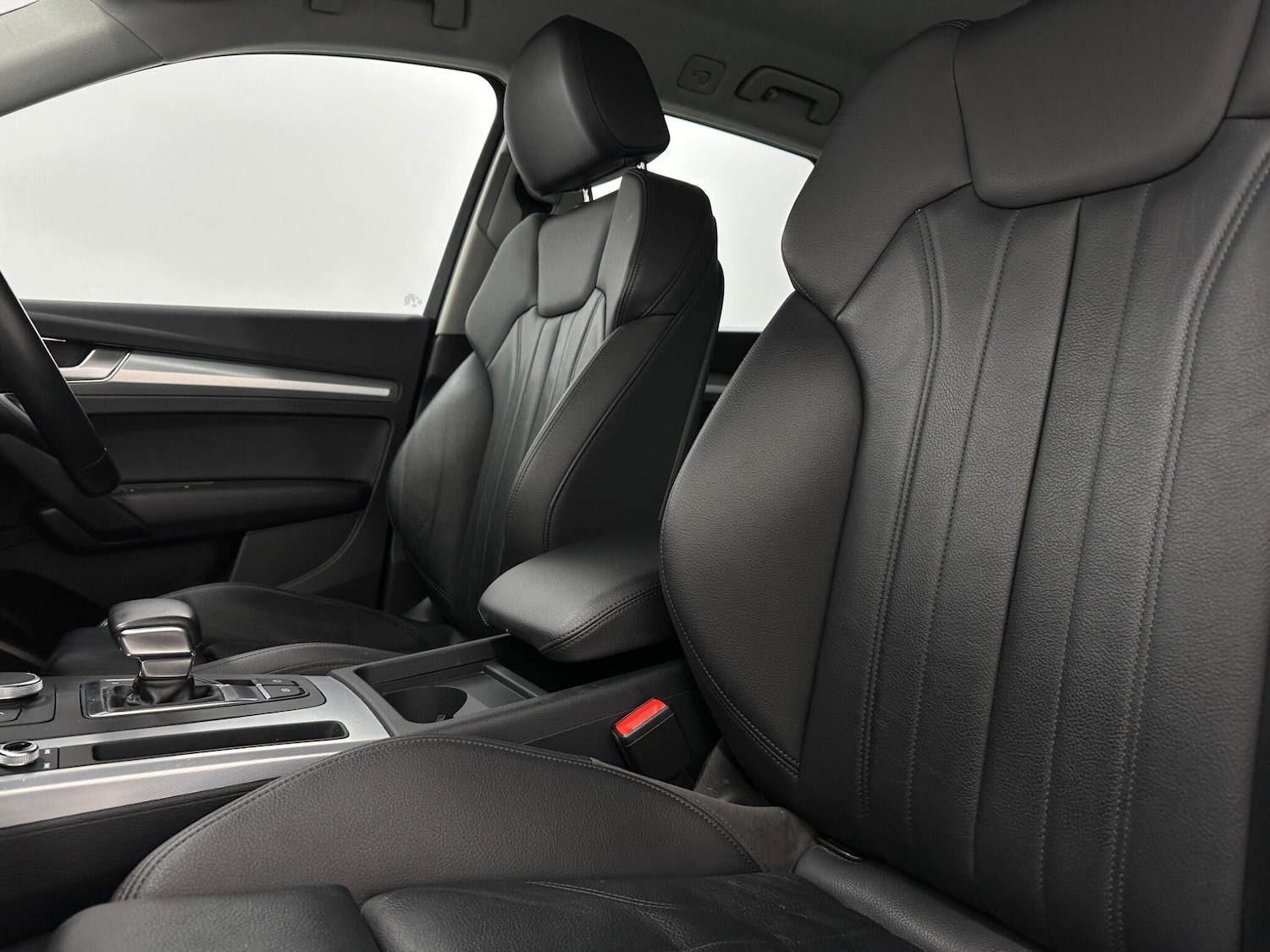 Used Audi Q5 2018 for sale - 76878996: Photo 36