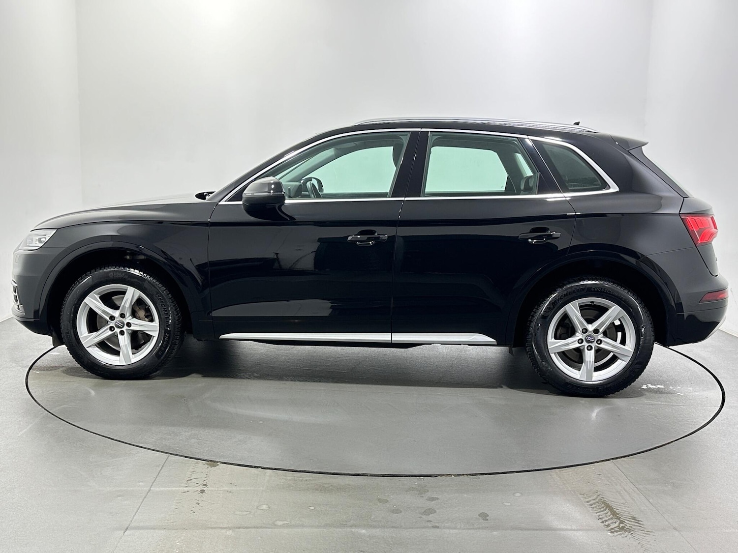 Used Audi Q5 2018 for sale - 76878996: Photo 5
