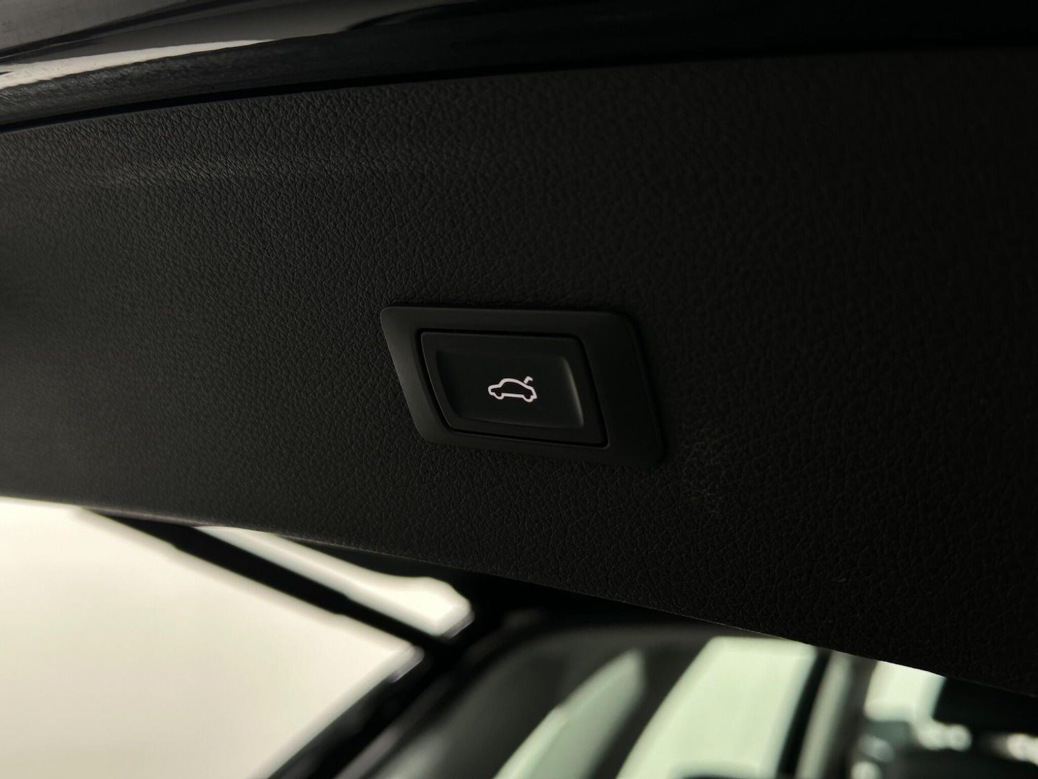 Used Audi Q5 2018 for sale - 76878996: Photo 51