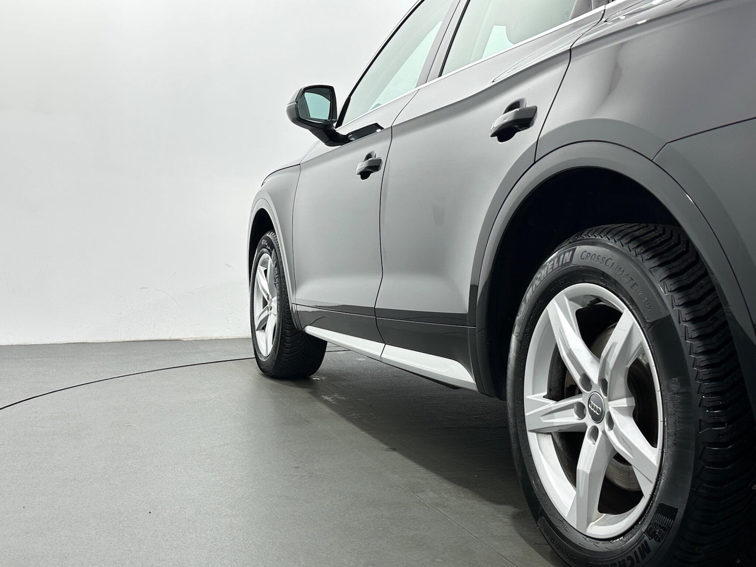 Used Audi Q5 2018 for sale - 76878996: Photo 53