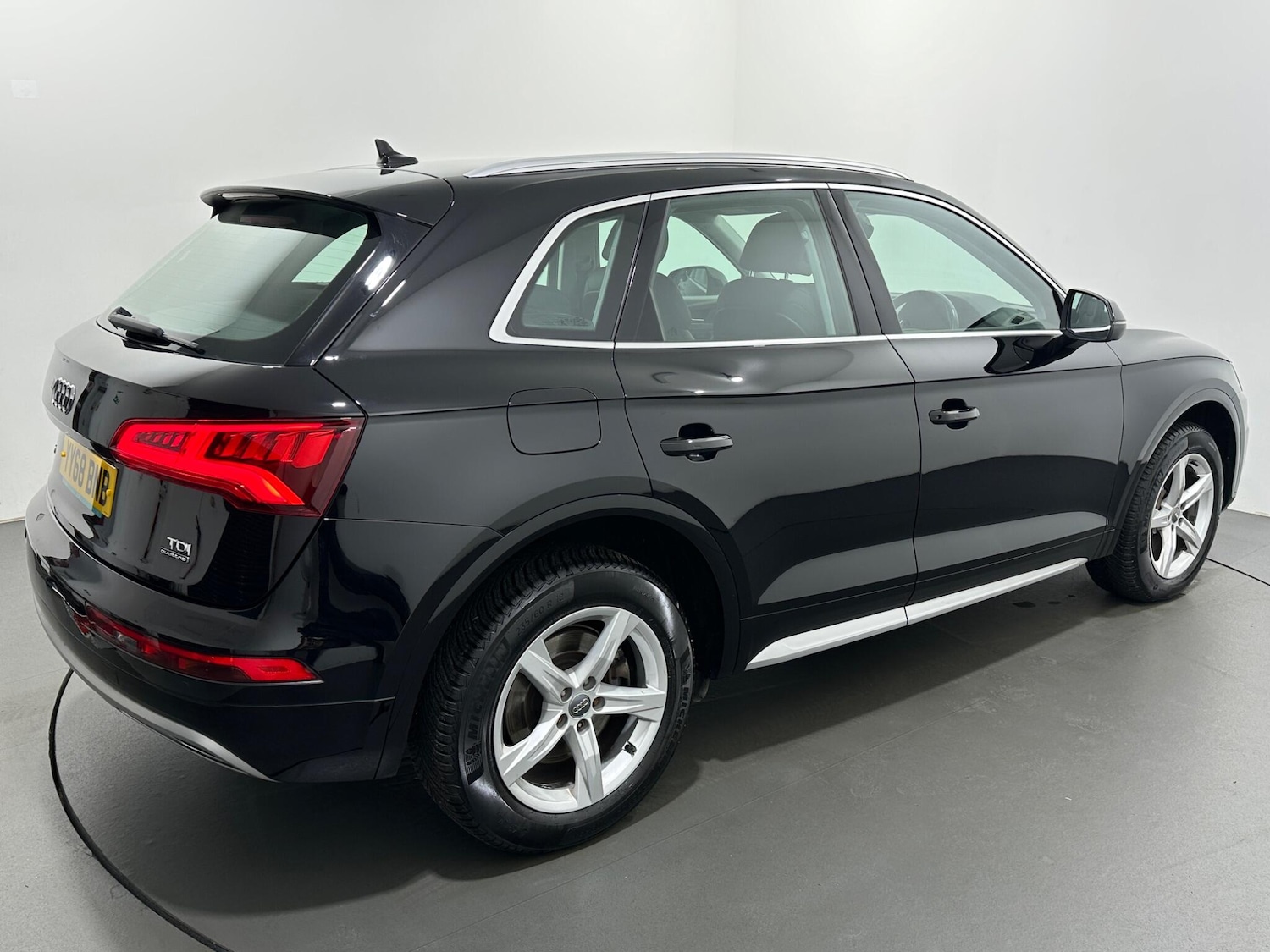 Used Audi Q5 2018 for sale - 76878996: Photo 55