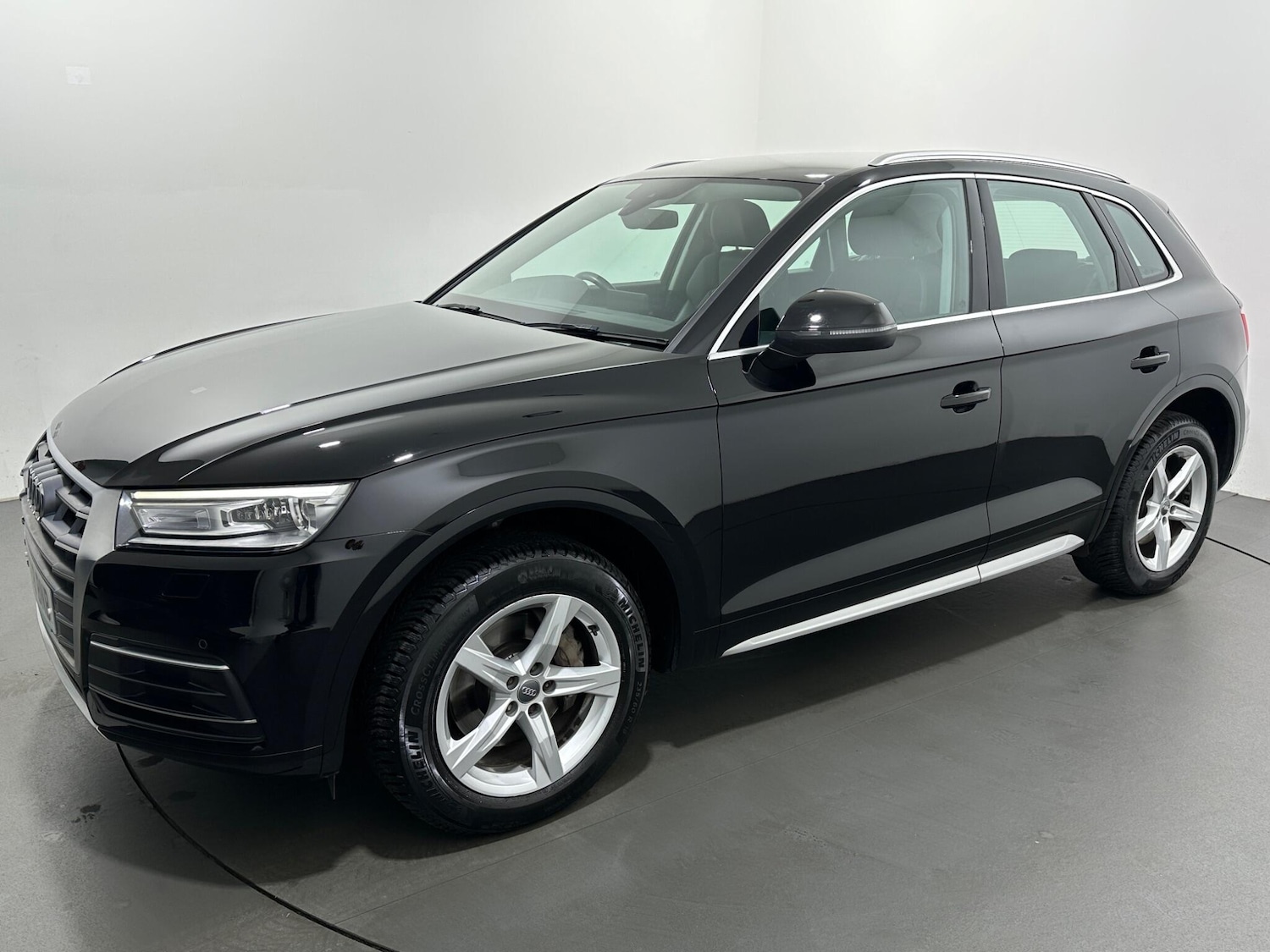 Used Audi Q5 2018 for sale - 76878996: Photo 57