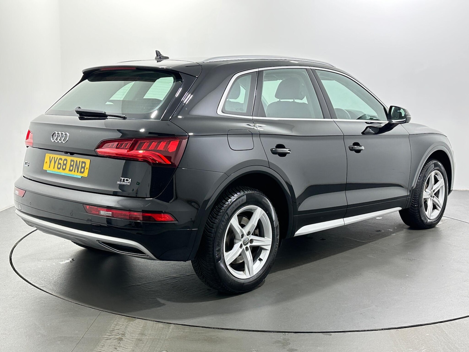 Used Audi Q5 2018 for sale - 76878996: Photo 8