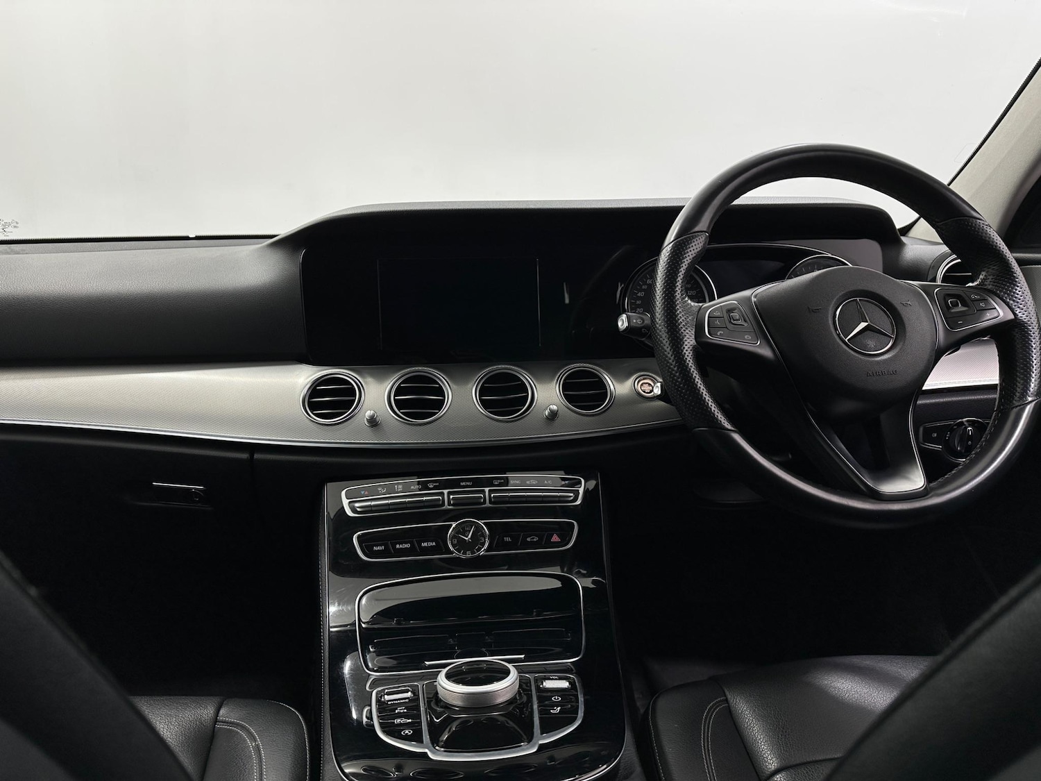 Used Mercedes-Benz E Class 2017 for sale - 76878867: Photo 20