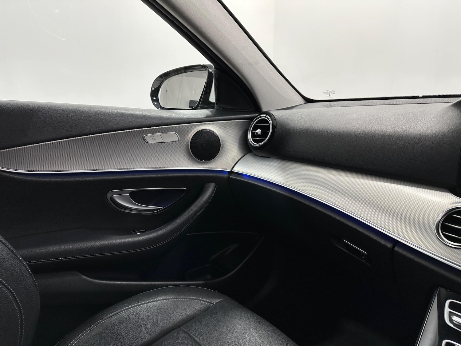 Used Mercedes-Benz E Class 2017 for sale - 76878867: Photo 26