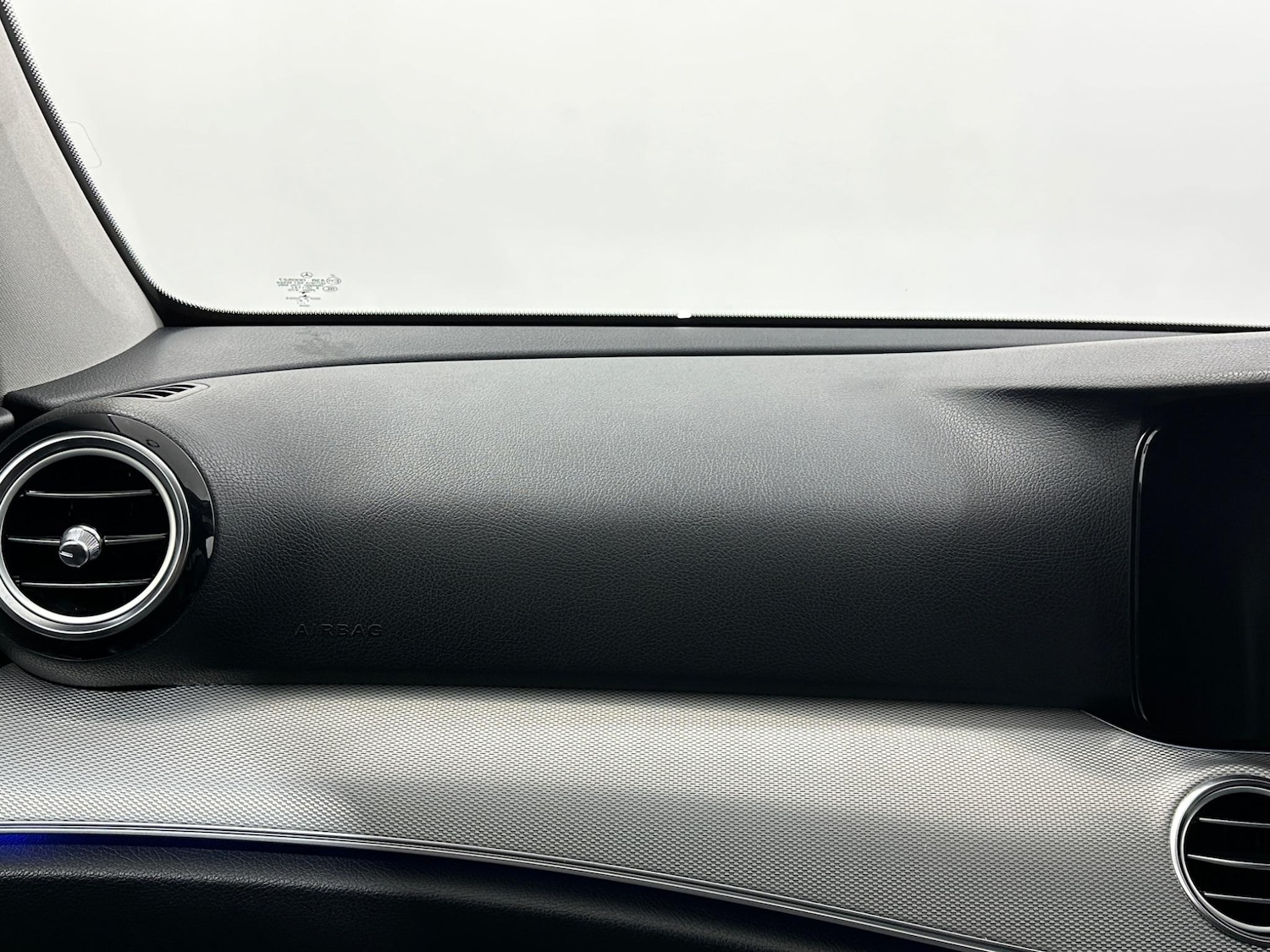 Used Mercedes-Benz E Class 2017 for sale - 76878867: Photo 28