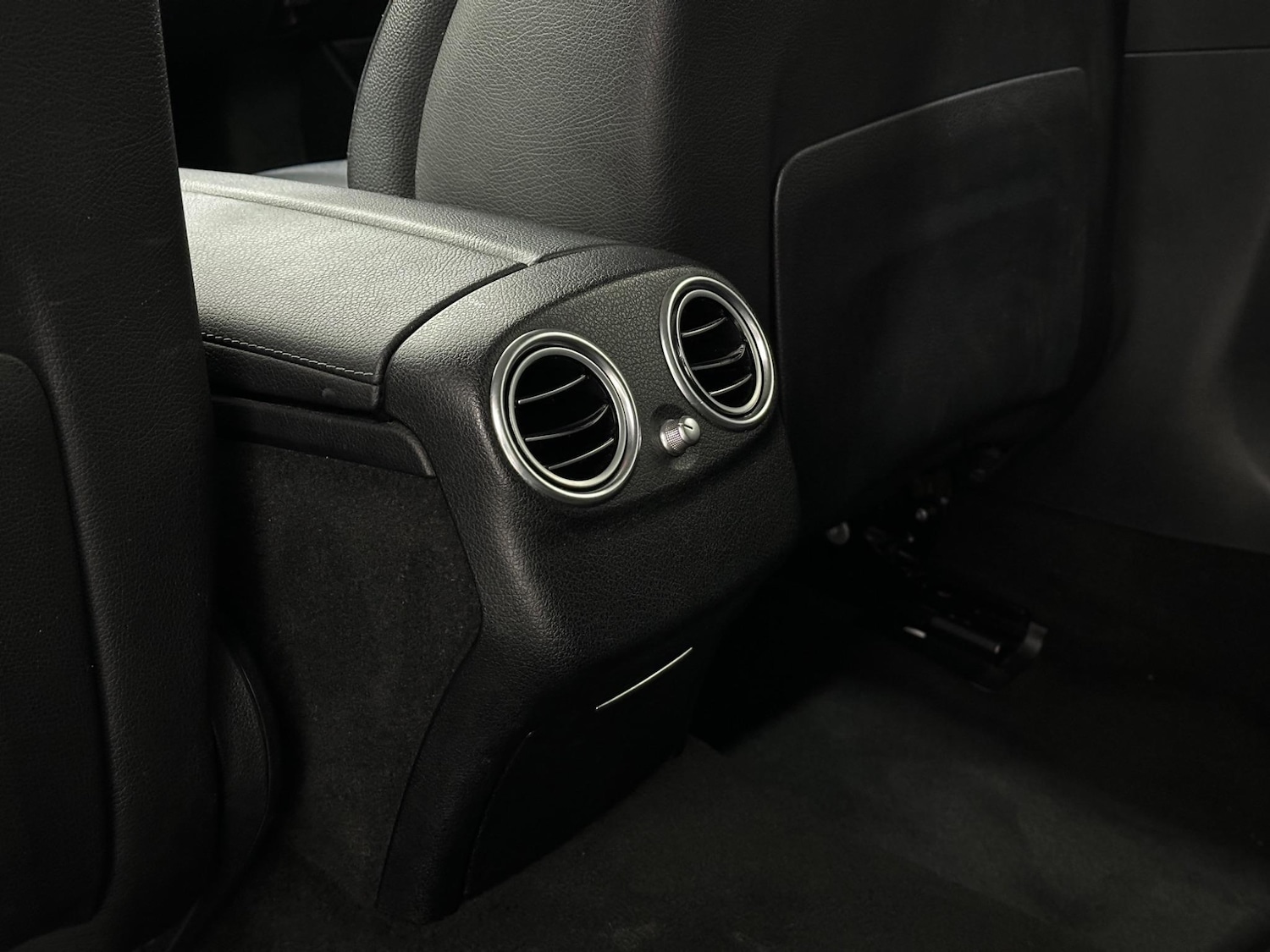 Used Mercedes-Benz E Class 2017 for sale - 76878867: Photo 37