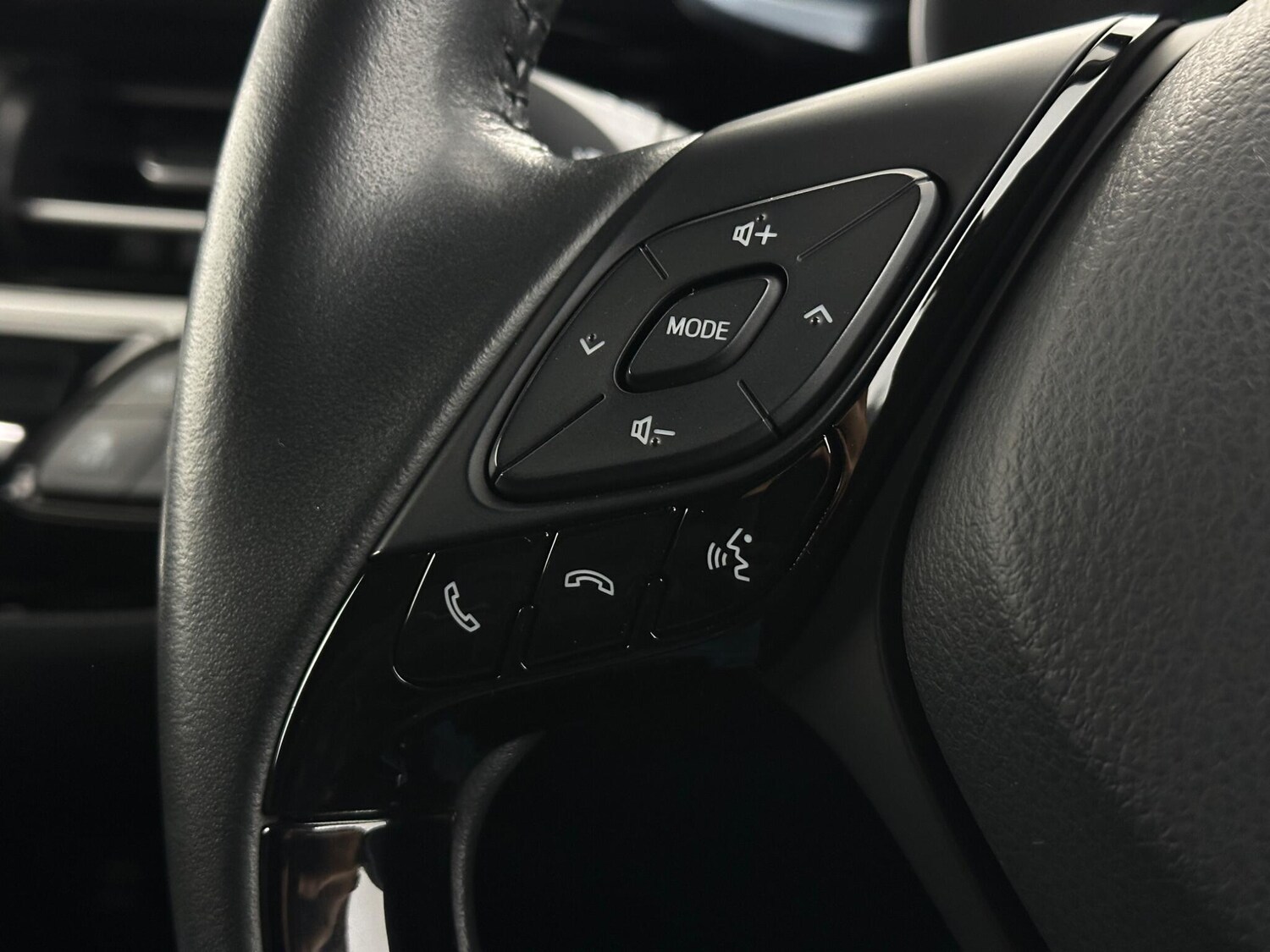 Used Toyota C-HR 2022 for sale - 78020428: Photo 14