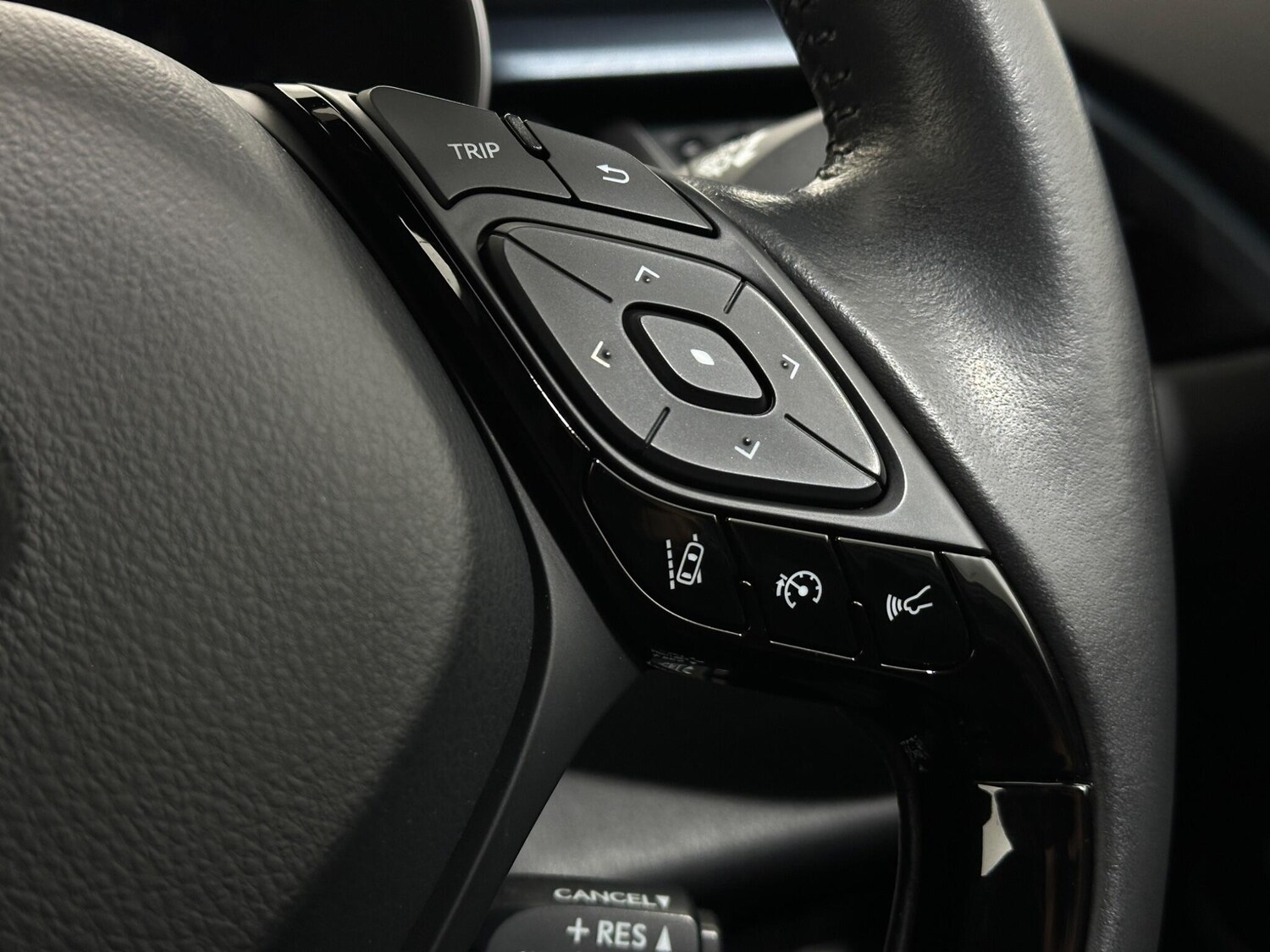 Used Toyota C-HR 2022 for sale - 78020428: Photo 15