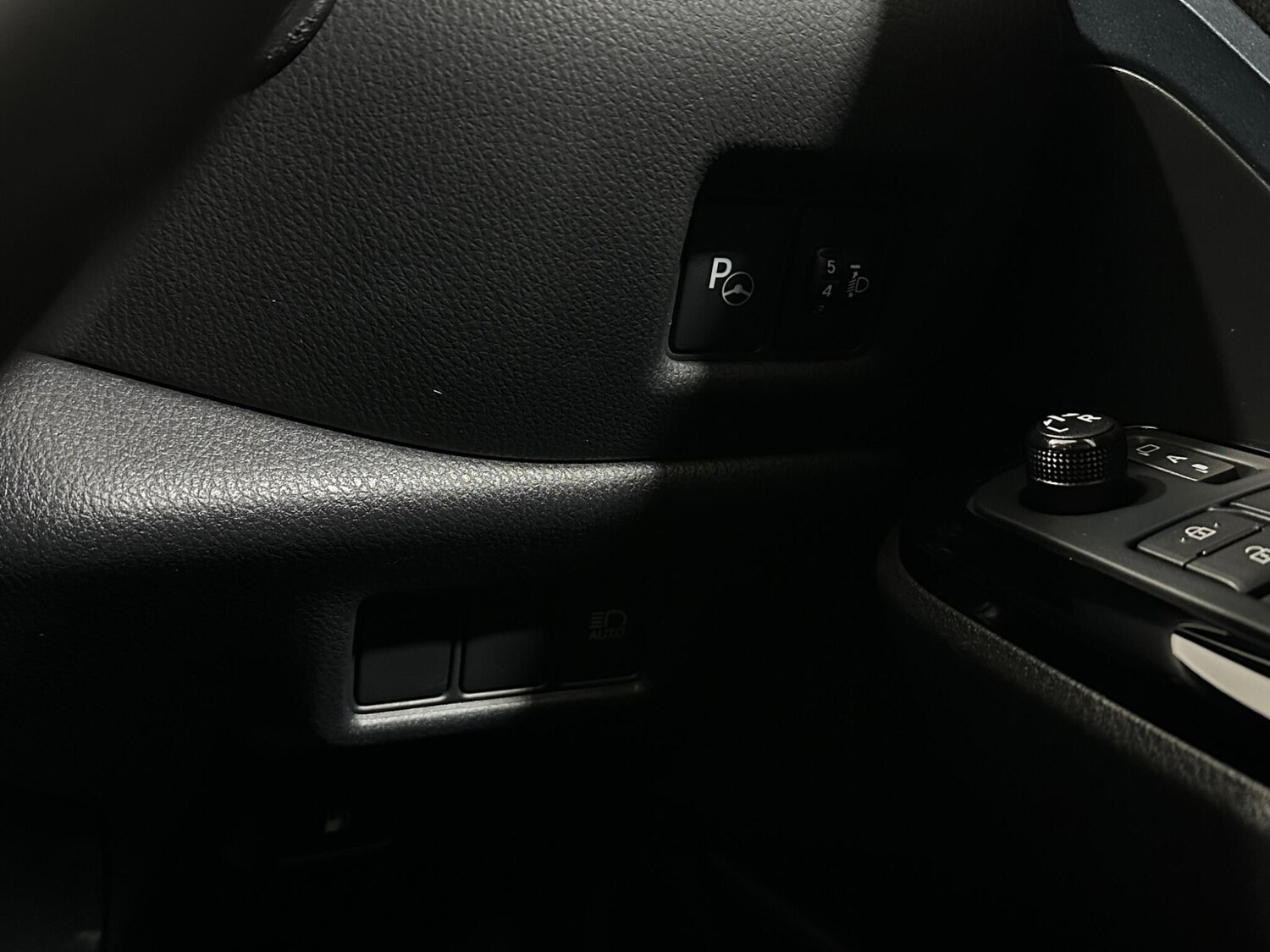 Used Toyota C-HR 2022 for sale - 78020428: Photo 17