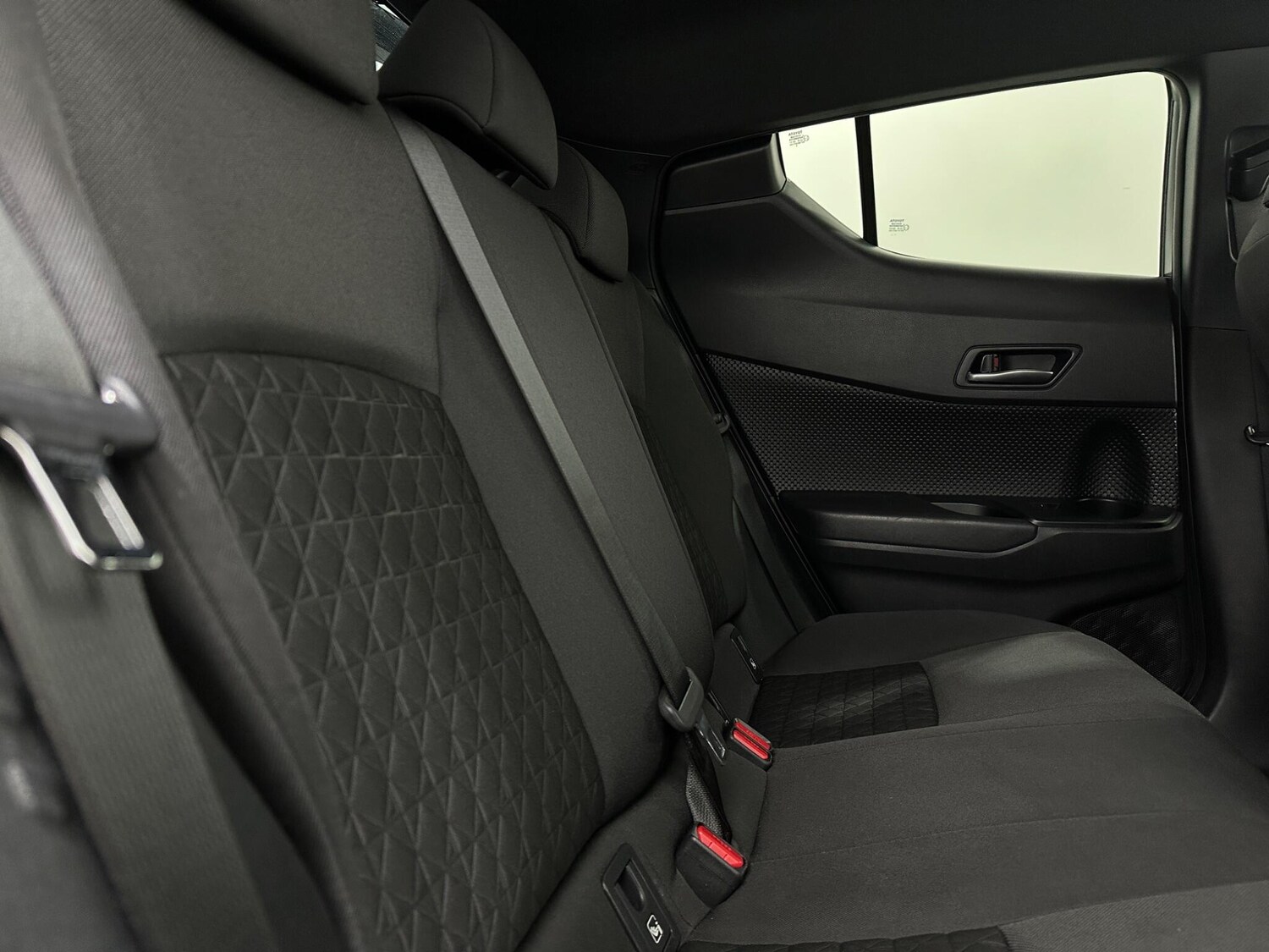 Used Toyota C-HR 2022 for sale - 78020428: Photo 42