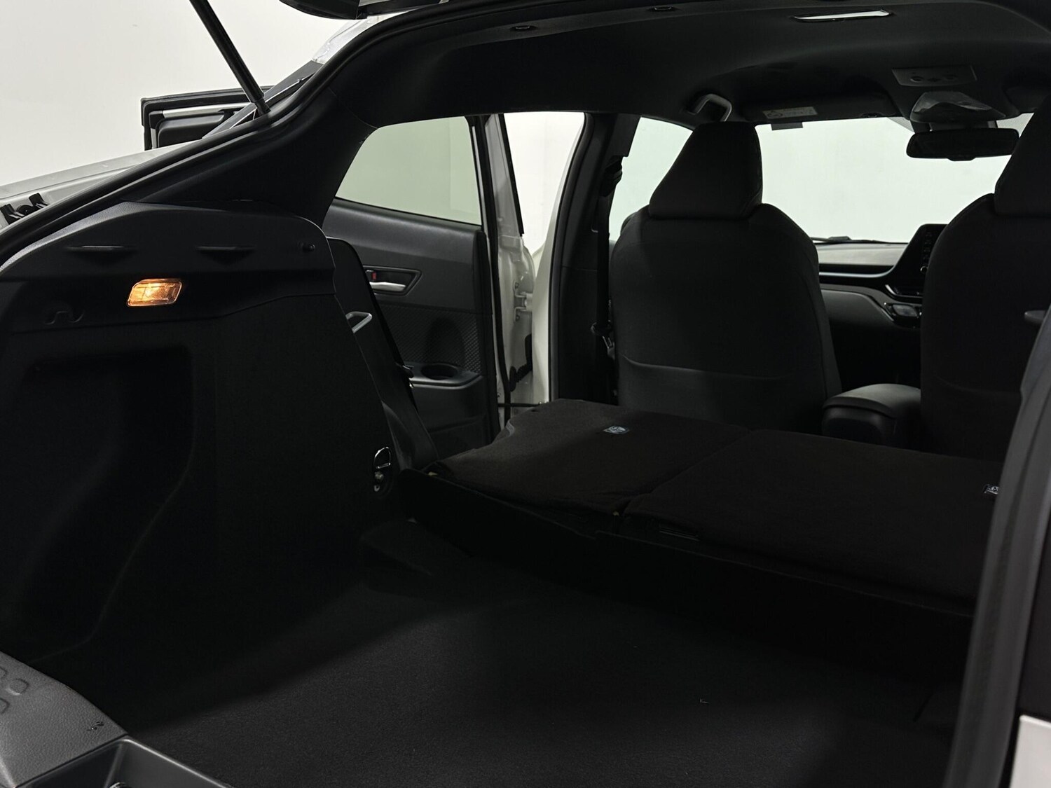 Used Toyota C-HR 2022 for sale - 78020428: Photo 45