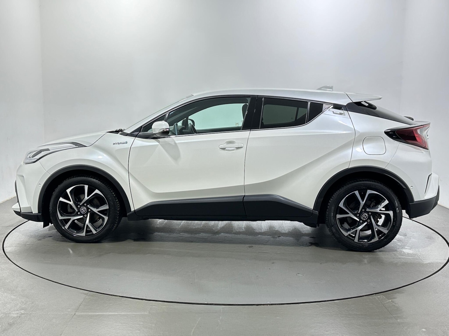 Used Toyota C-HR 2022 for sale - 78020428: Photo 5