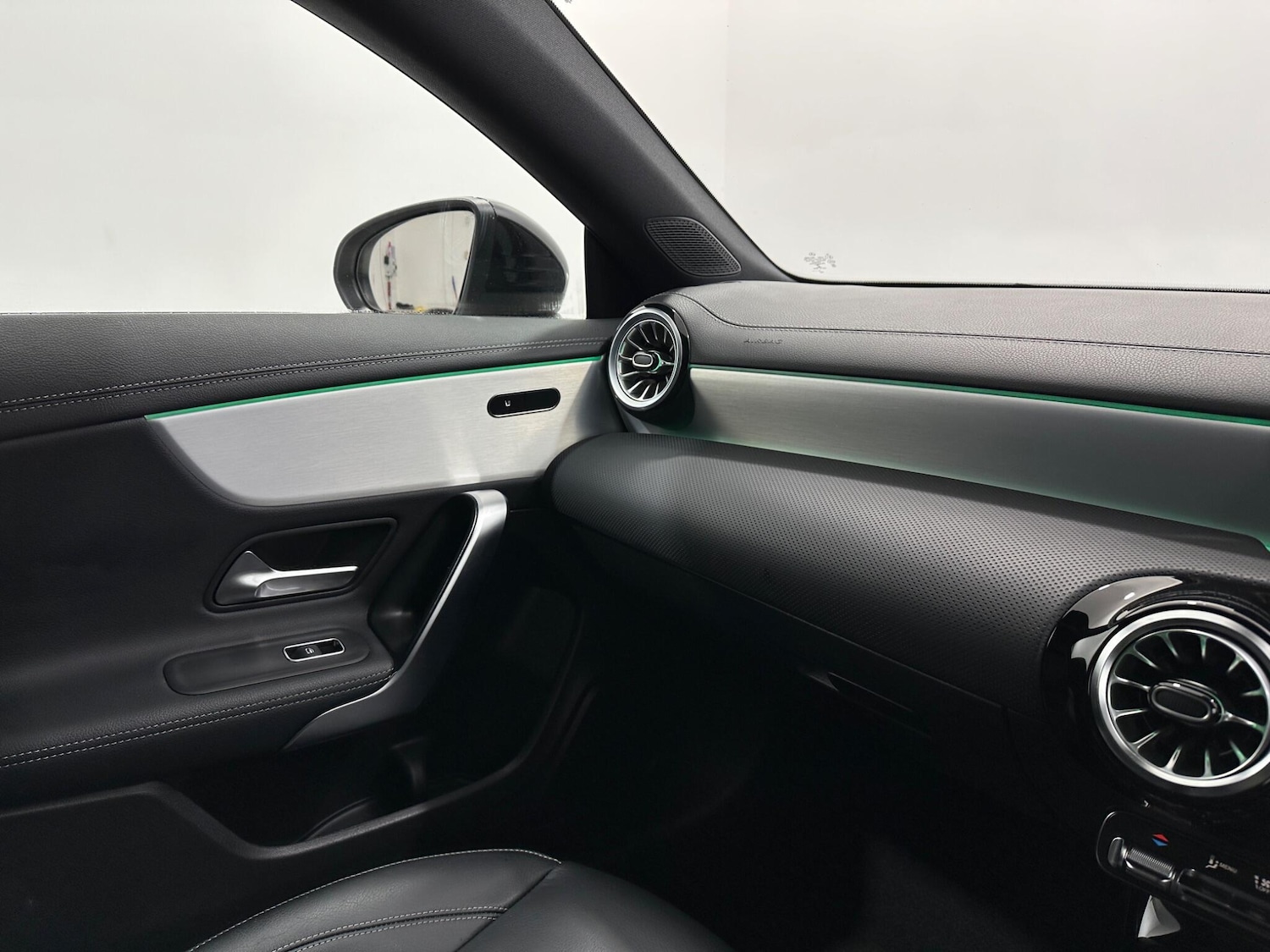 Used Mercedes-Benz CLA 2023 for sale - 78047270: Photo 29