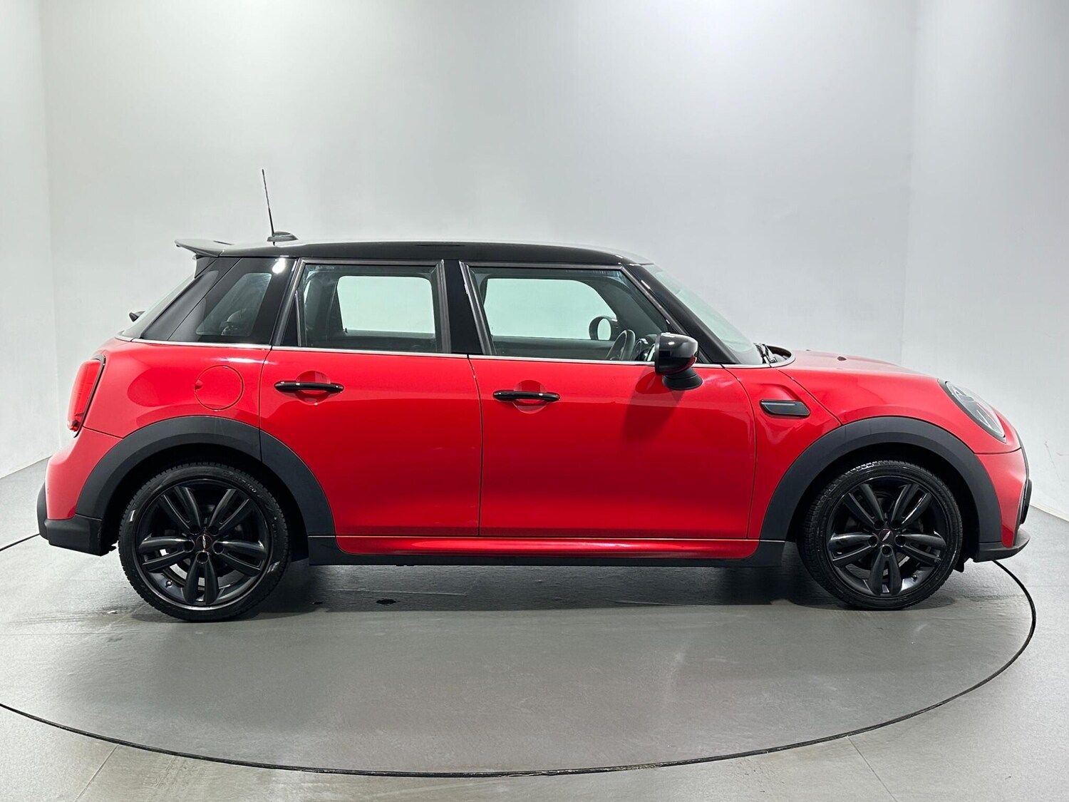 Used MINI Hatch 2022 for sale - 76879020: Photo 9