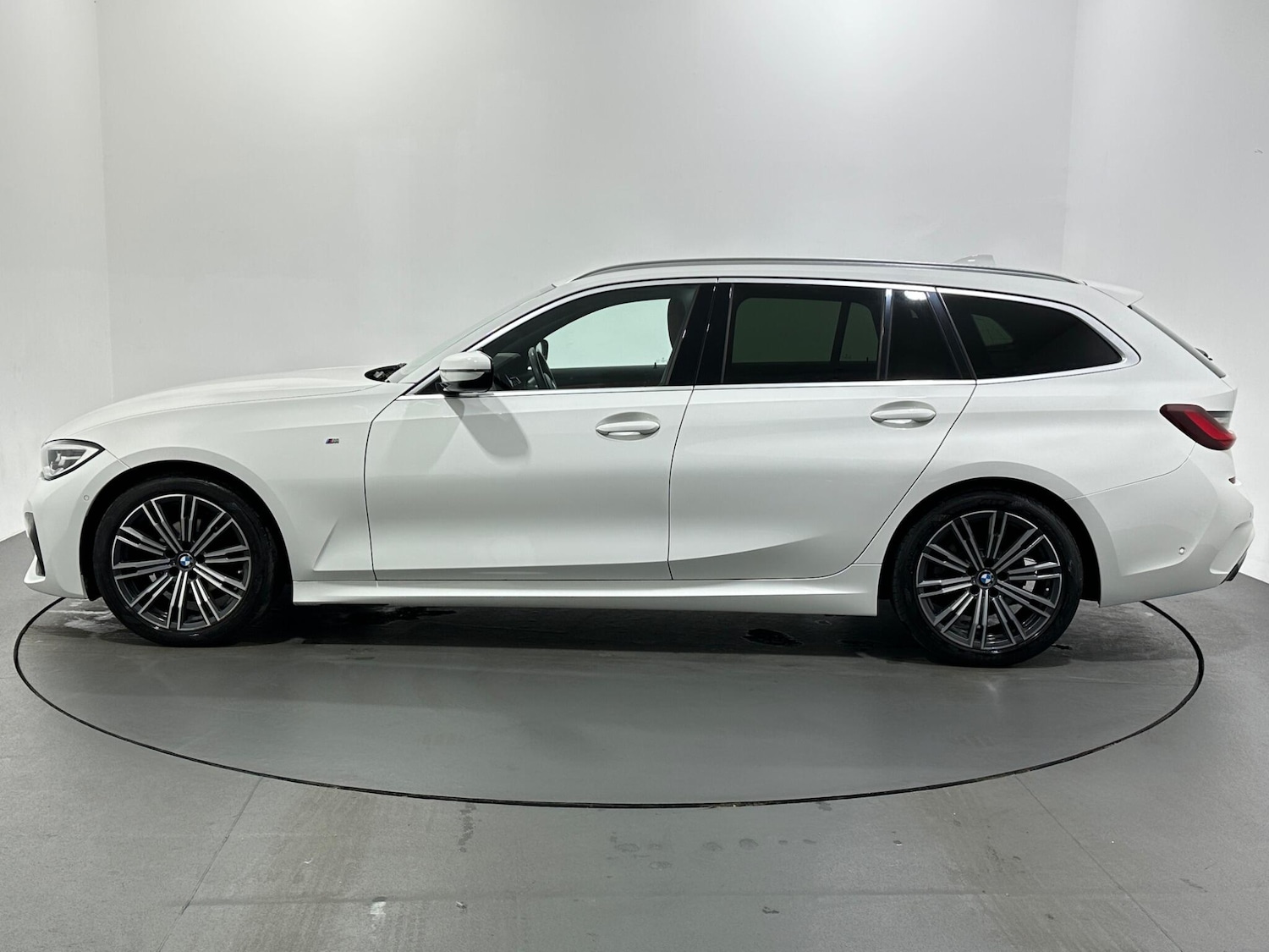 Used BMW 3 Series 2021 for sale - 76878956: Photo 5