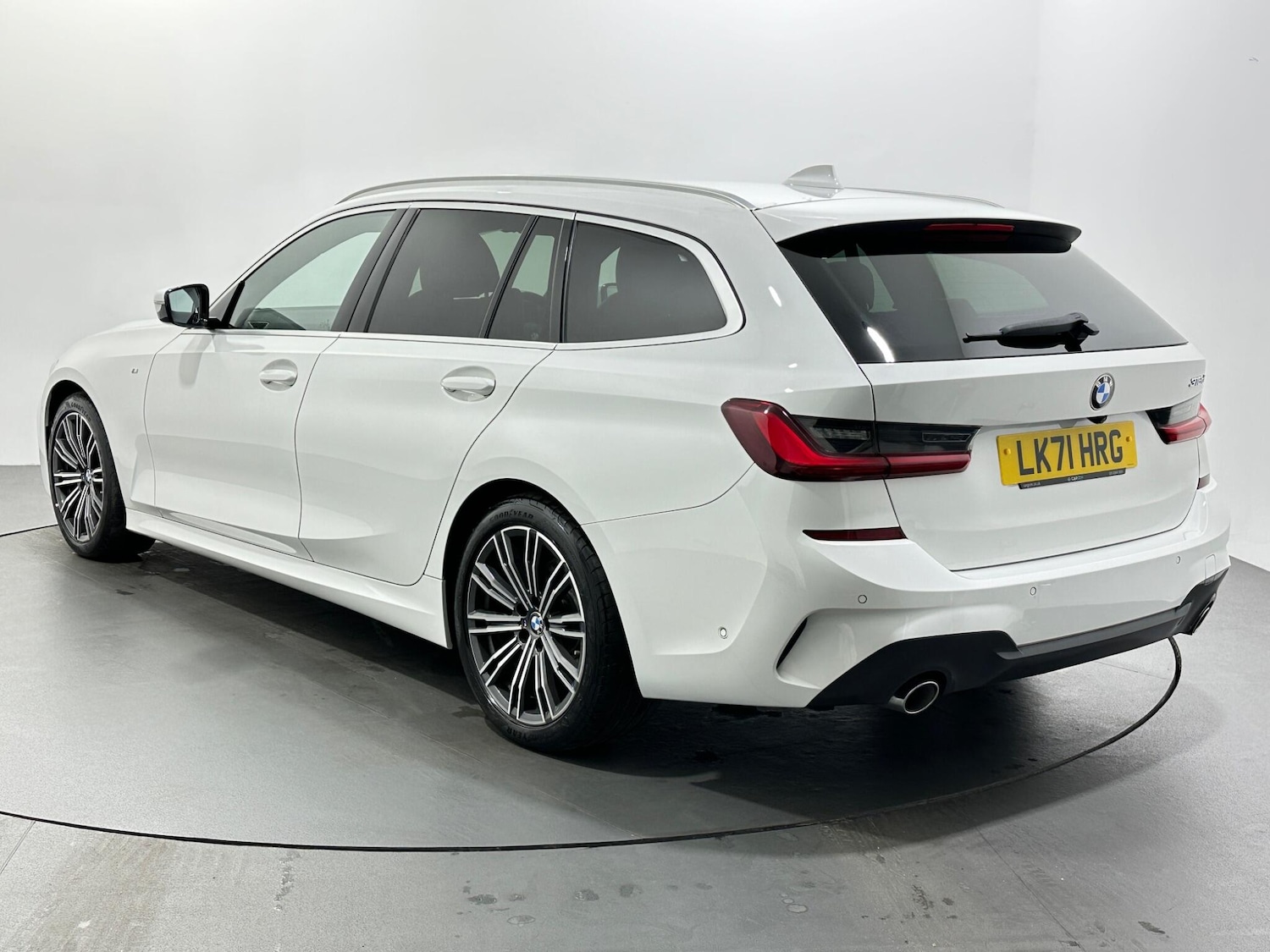 Used BMW 3 Series 2021 for sale - 76878956: Photo 6