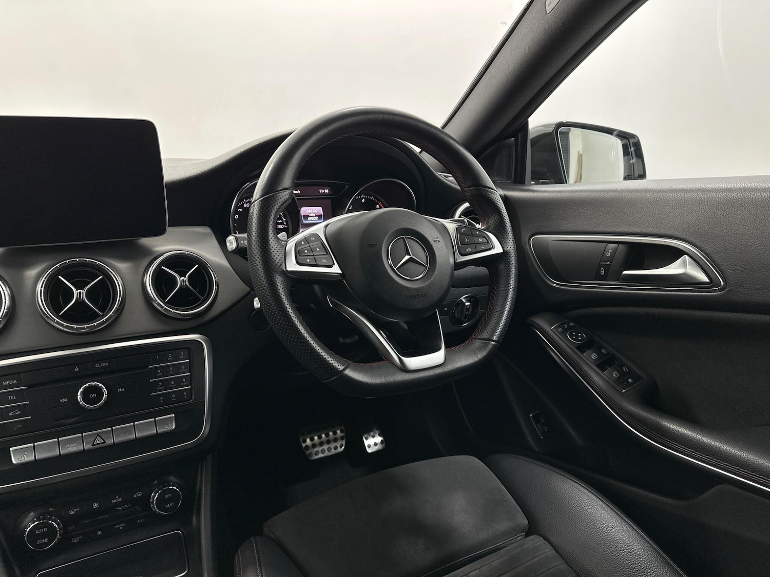 Used Mercedes-Benz CLA 2019 for sale - 77550225: Photo 11