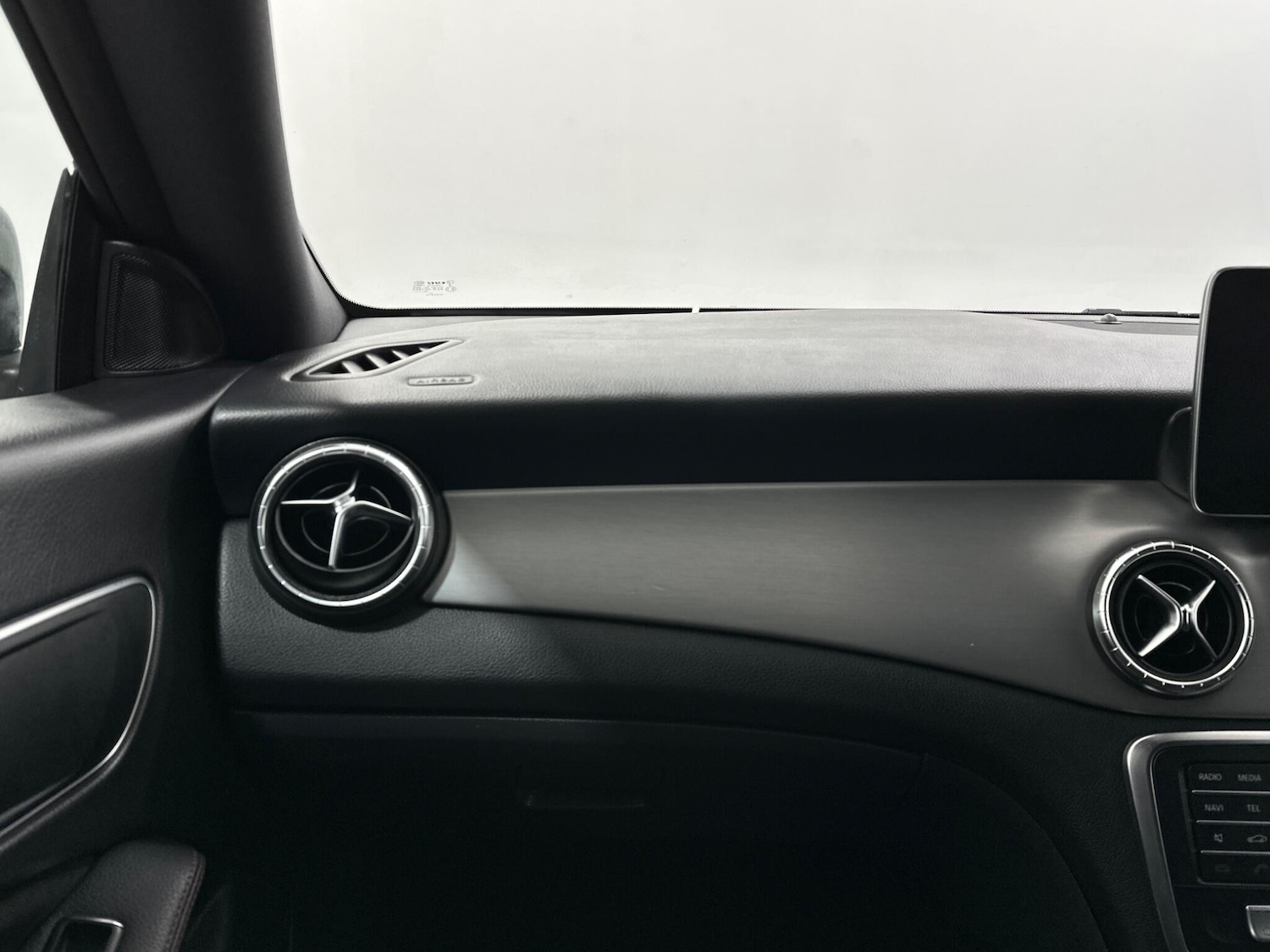 Used Mercedes-Benz CLA 2019 for sale - 77550225: Photo 30