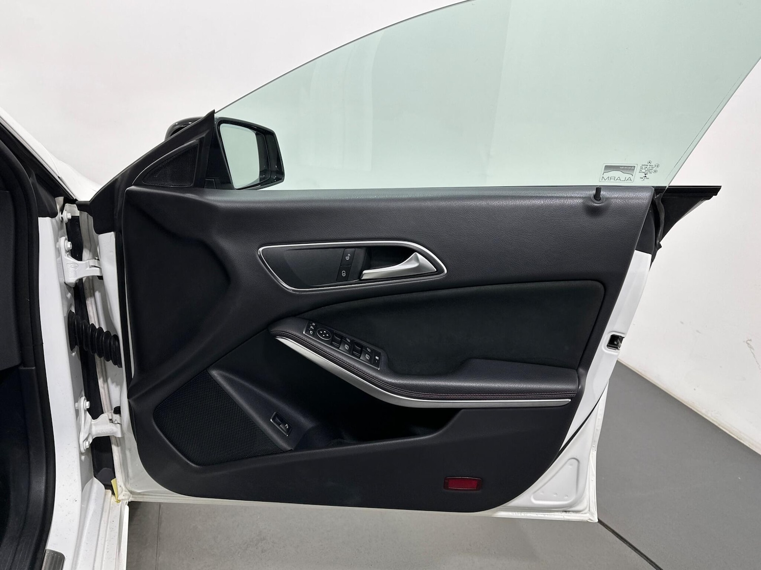 Used Mercedes-Benz CLA 2019 for sale - 77550225: Photo 35