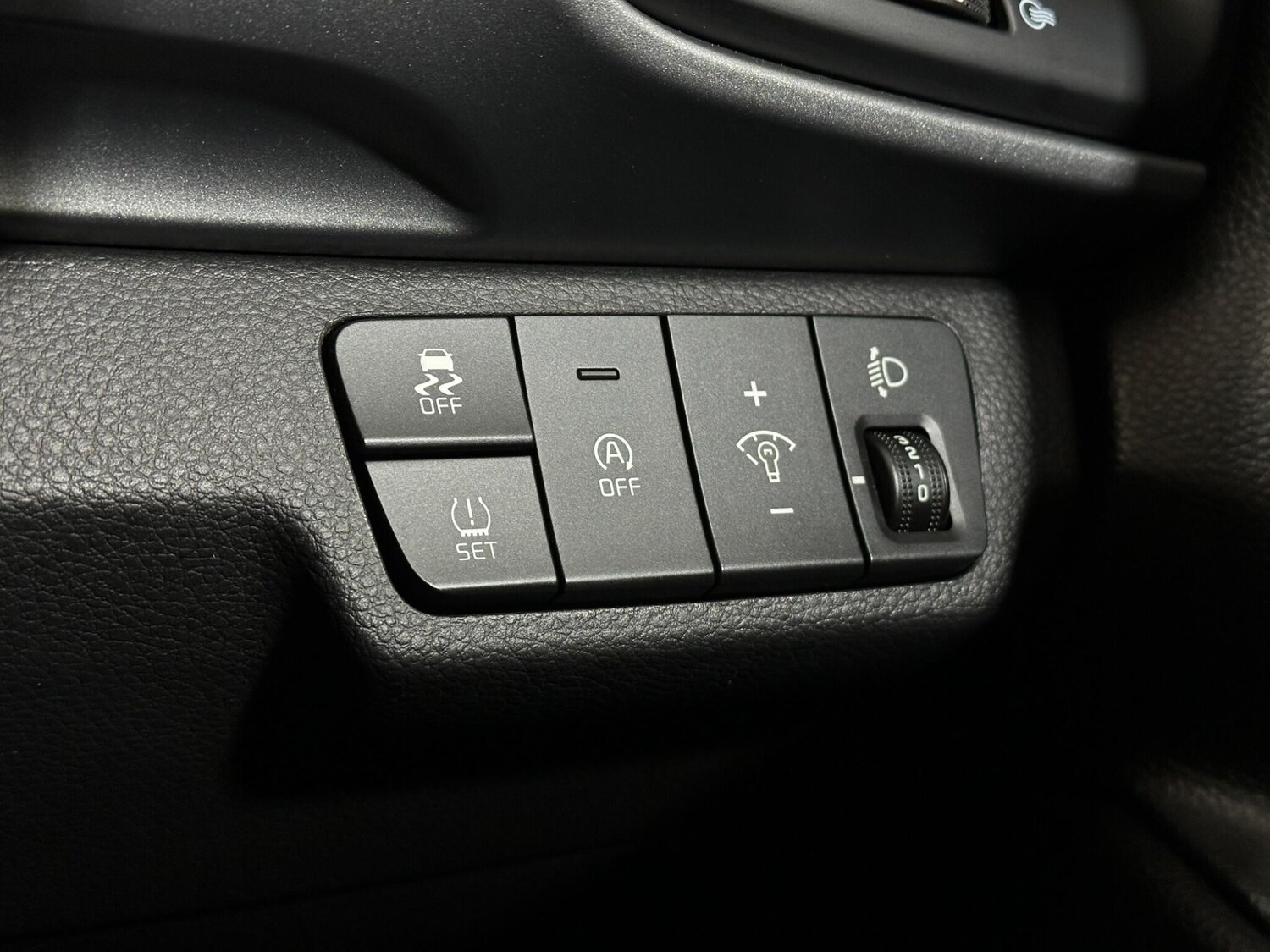 Used Kia Stonic for sale - 78127740: Photo 18