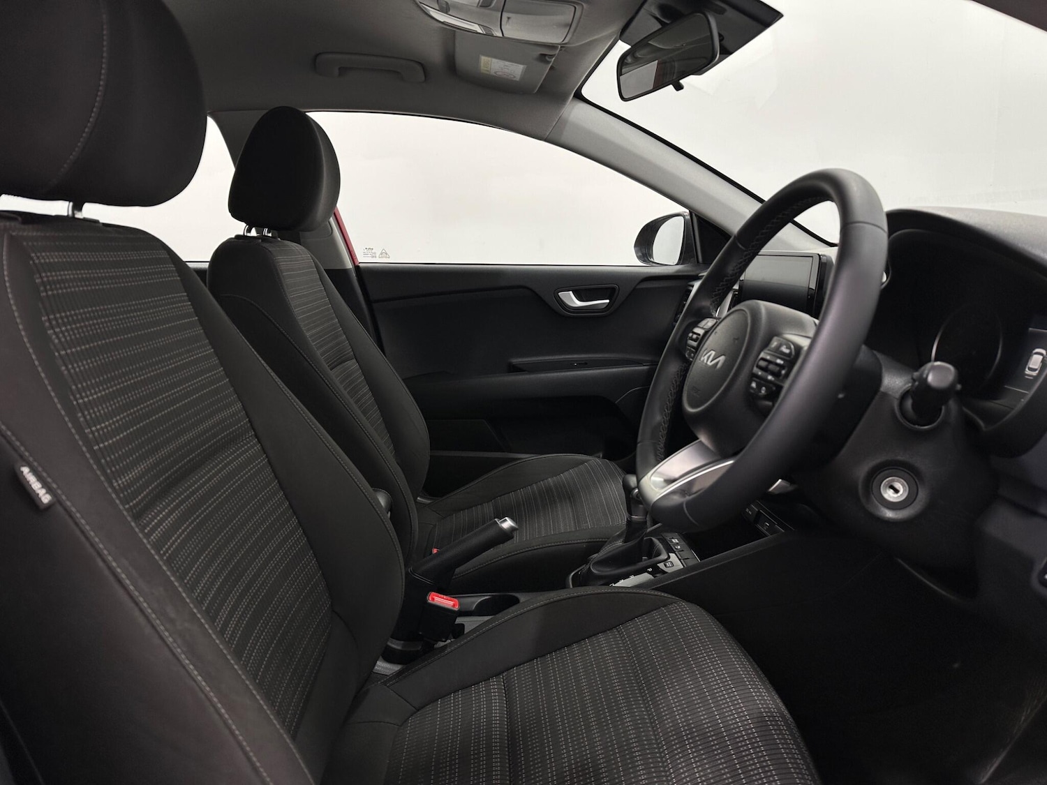 Used Kia Stonic for sale - 78127740: Photo 29