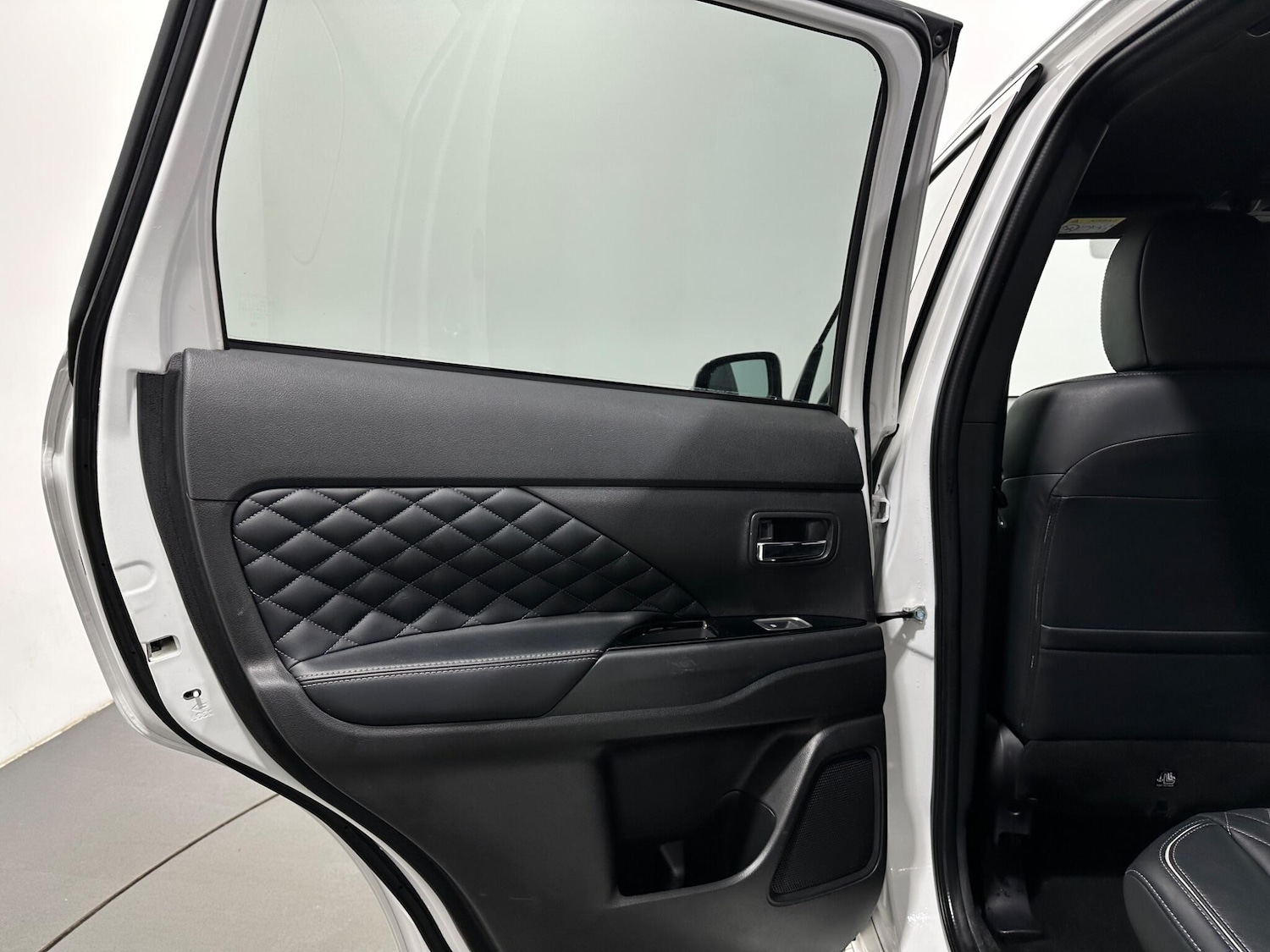 Used Mitsubishi Outlander 2021 for sale - 77709515: Photo 40