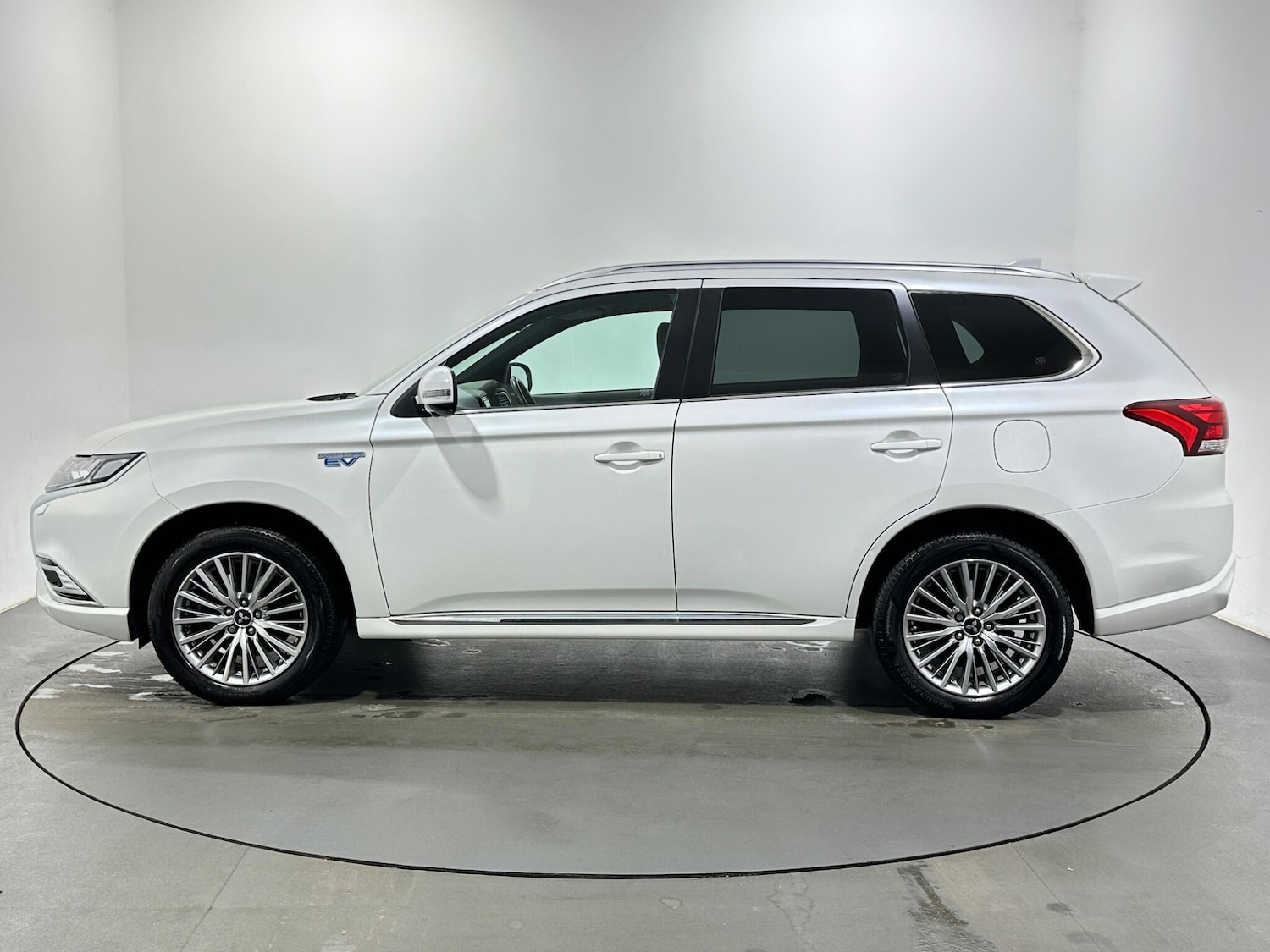 Used Mitsubishi Outlander 2021 for sale - 77709515: Photo 5