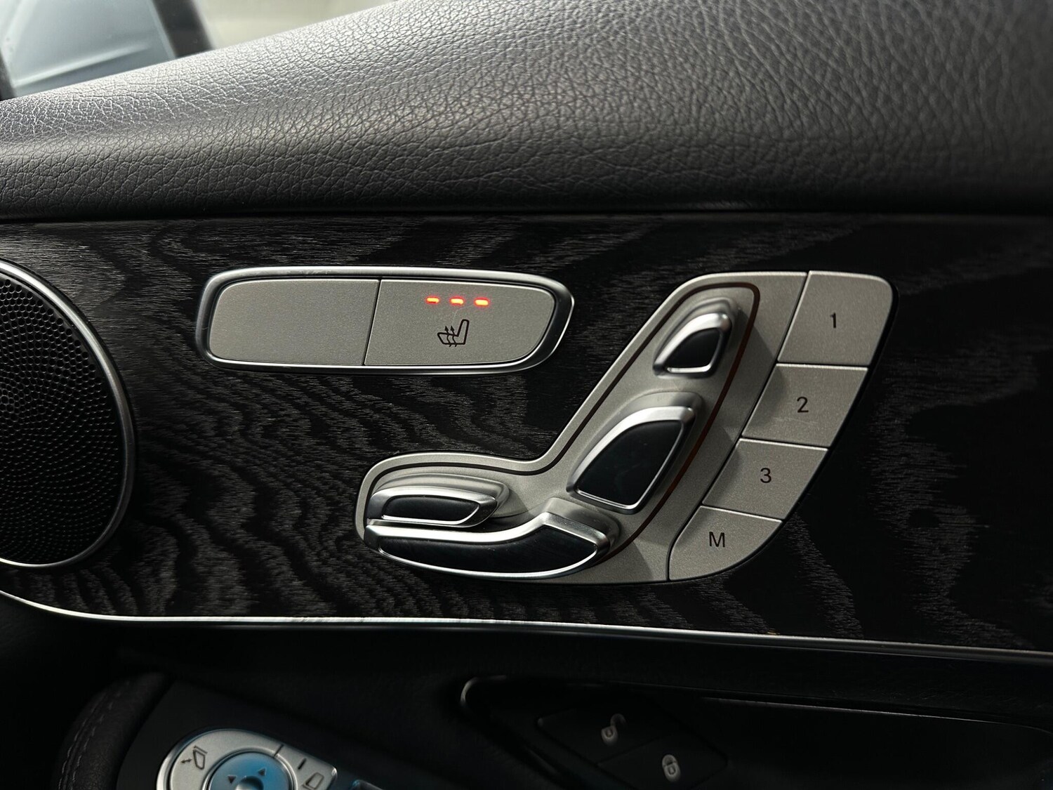 Used Mercedes-Benz GLC 2018 for sale - 77510349: Photo 20