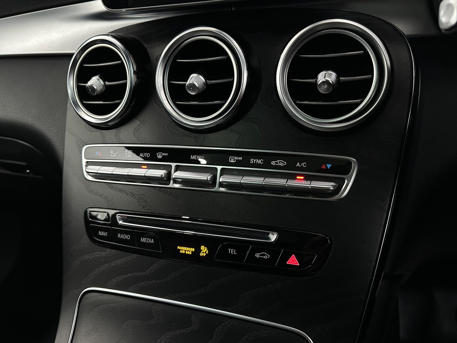 Used Mercedes-Benz GLC 2018 for sale - 77510349: Photo 23