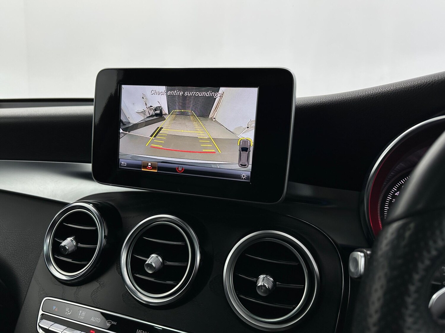 Used Mercedes-Benz GLC 2018 for sale - 77510349: Photo 24